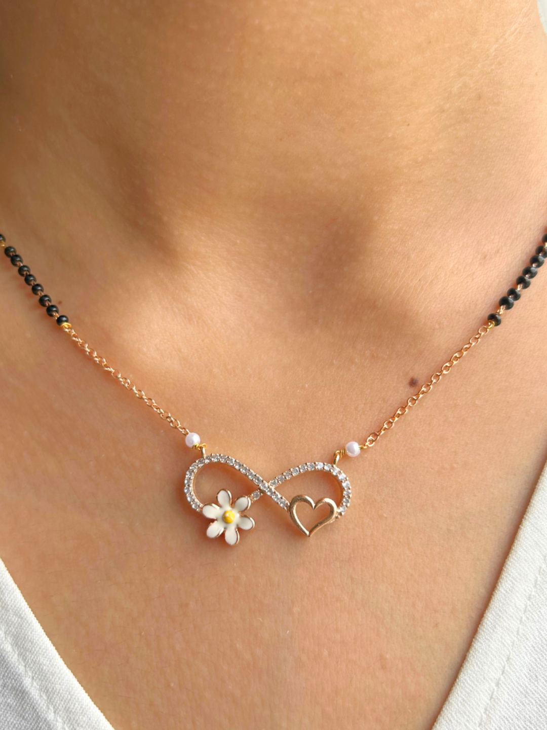 Infinity of Hearts Mangalsutra (Rose Gold)