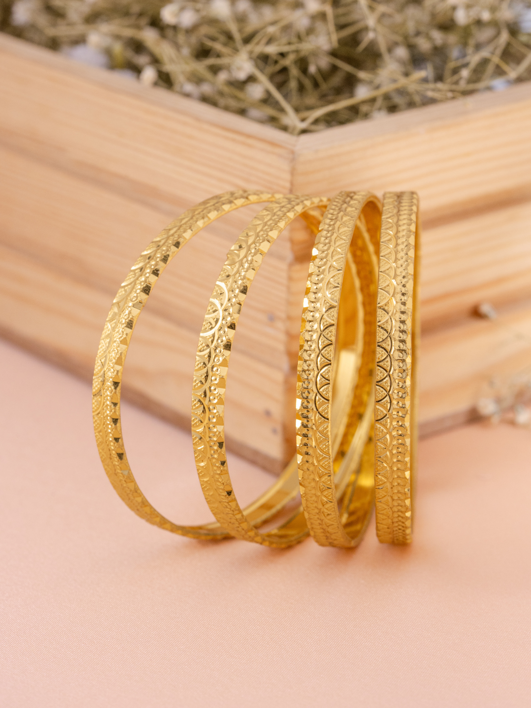 Vaani Bangle. (Set of 4 )