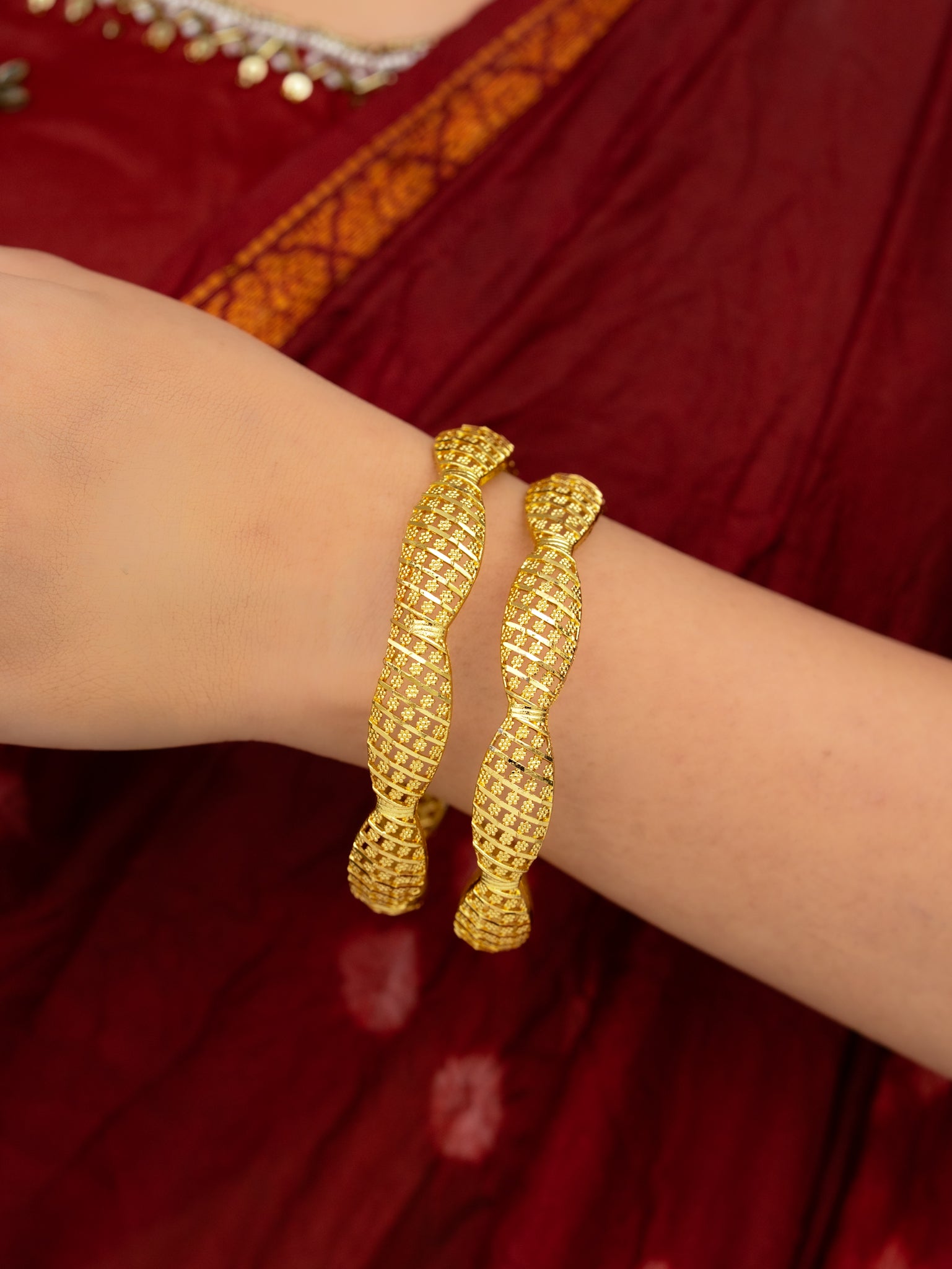 Hiral Bangle. (Set of 2)