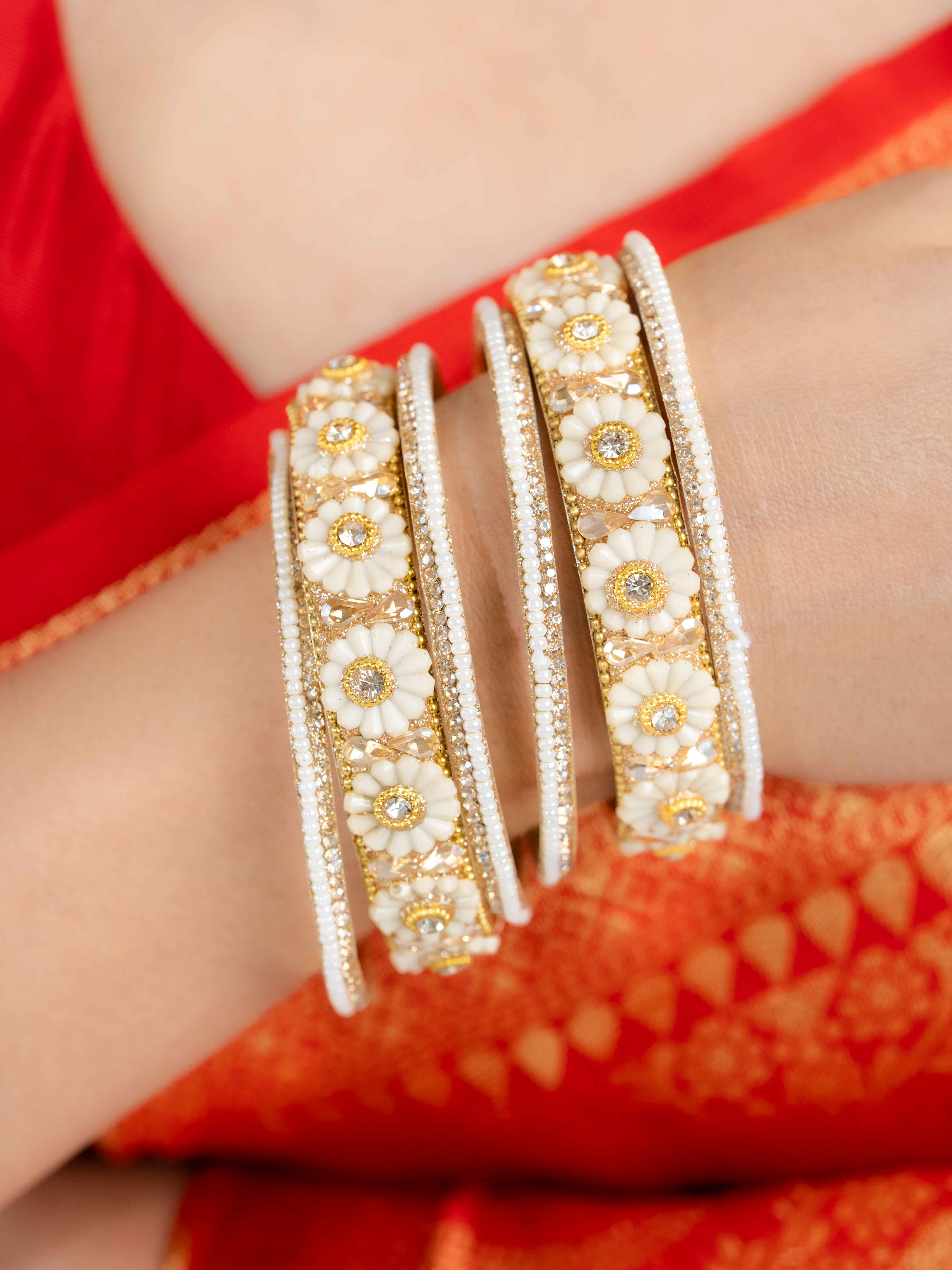 Suvarna Festive Bangles ( Set Of 6)