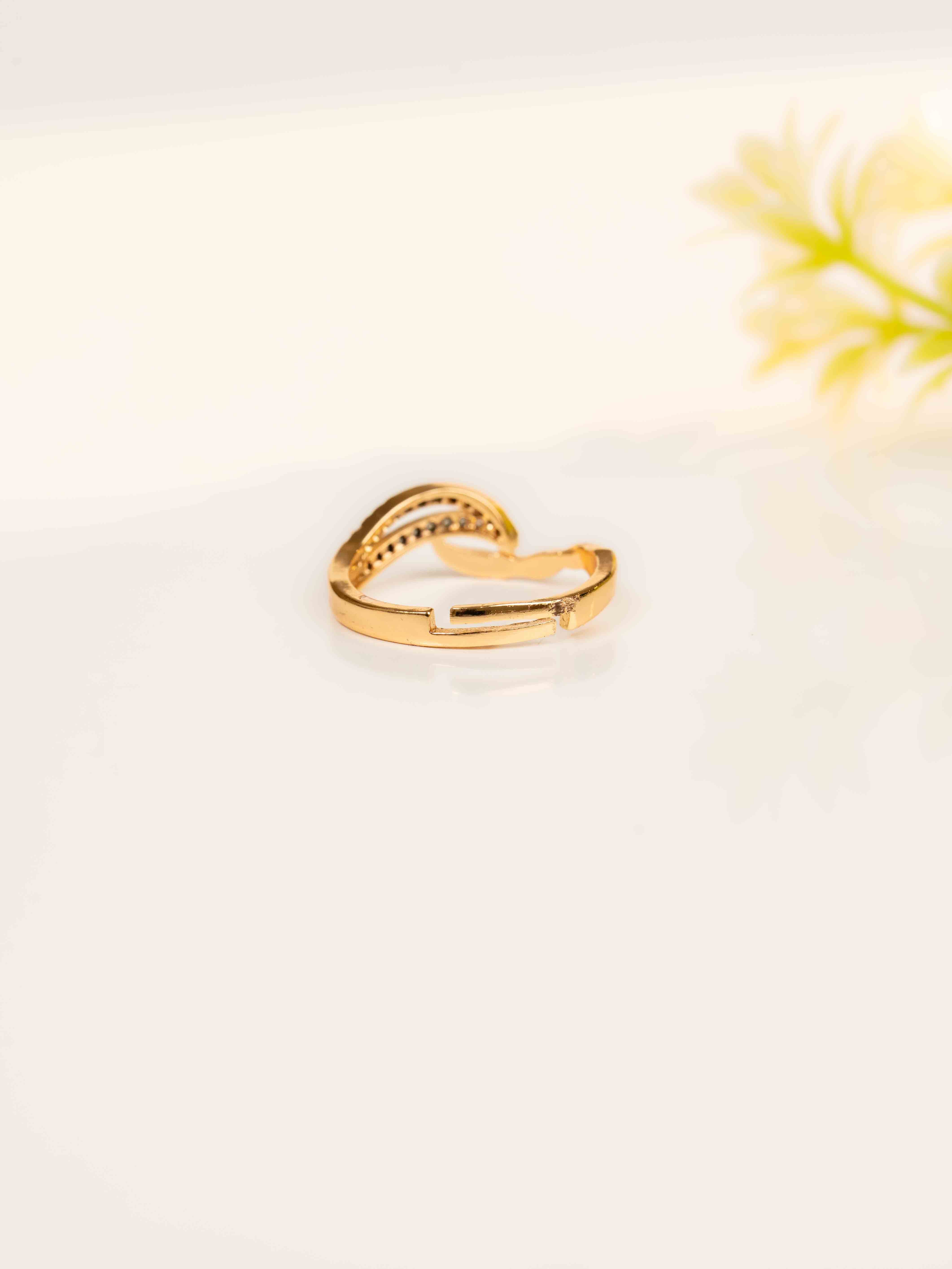 Nivara Adjustable Ring
