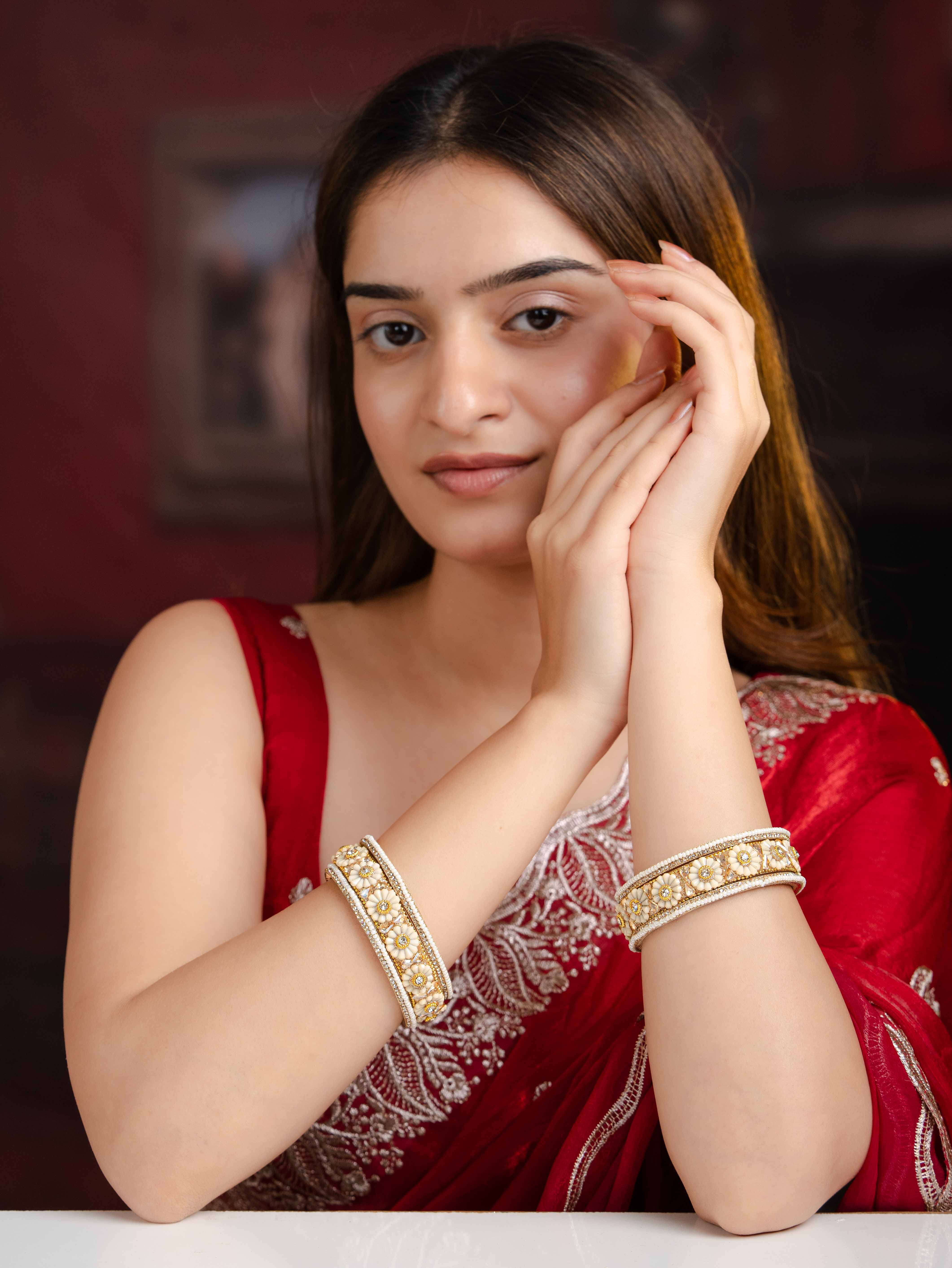 Suvarna Festive Bangles ( Set Of 6)