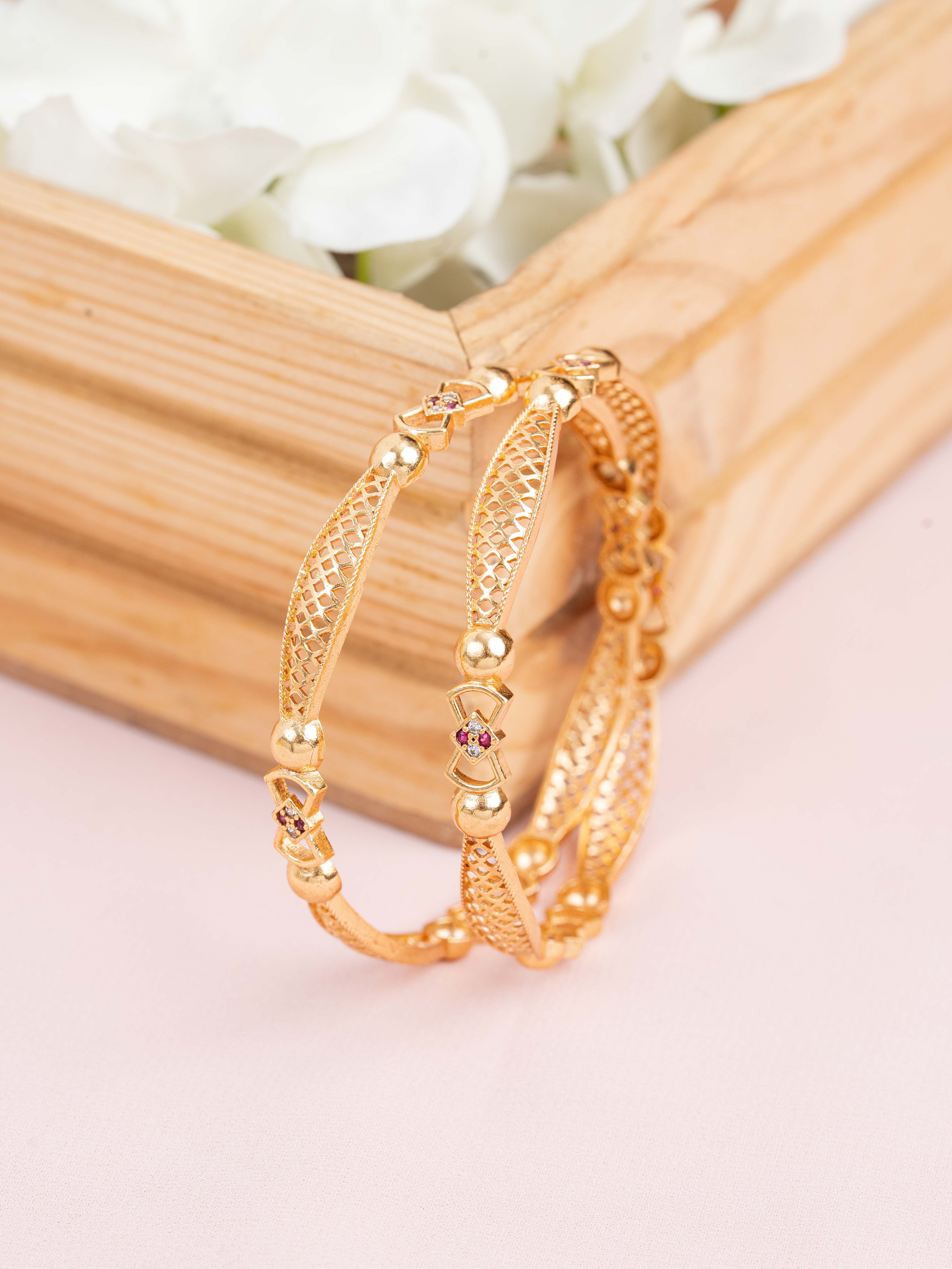 Anika Bangle ( Set of 2)