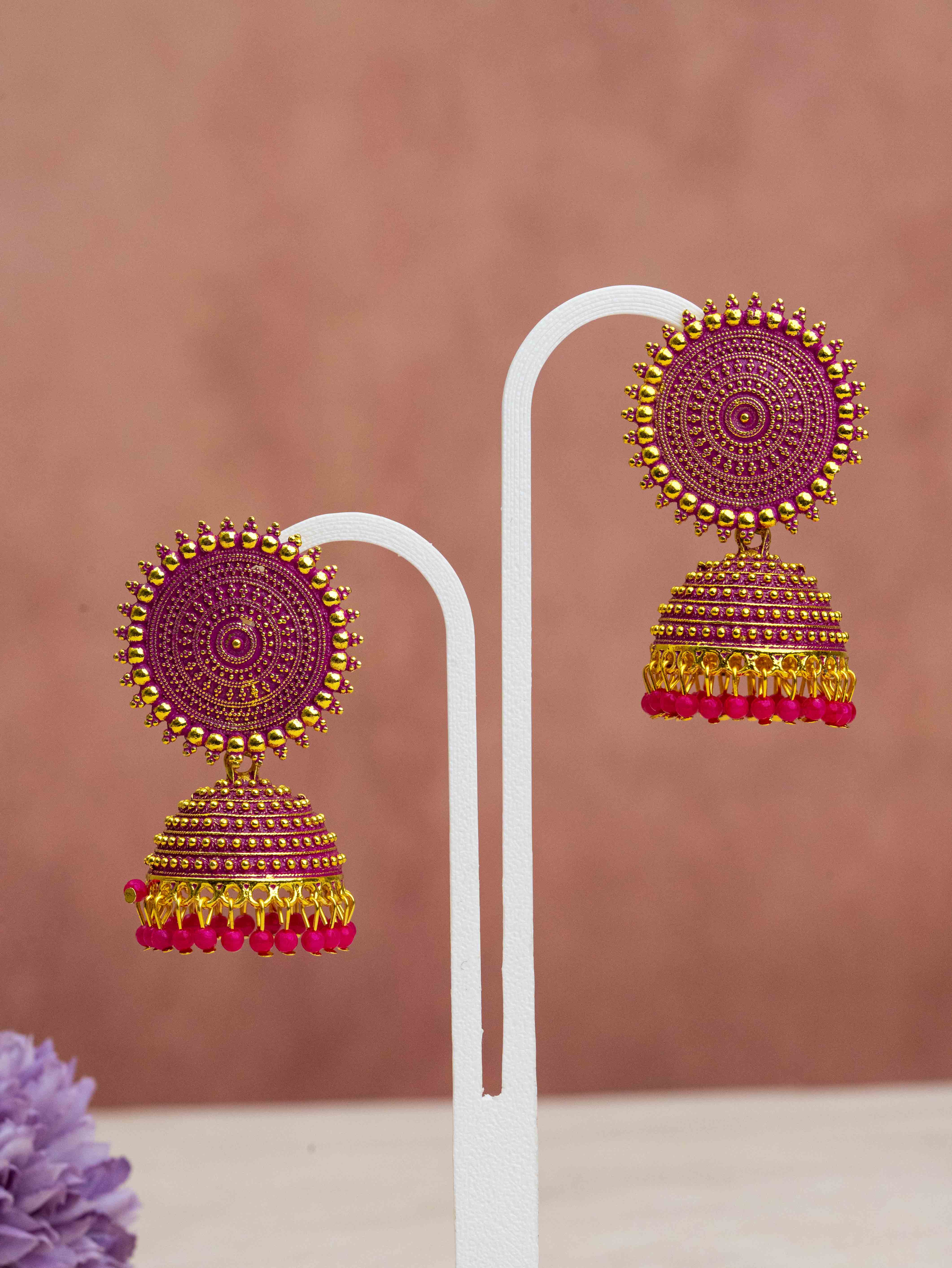 Naira Jhumka