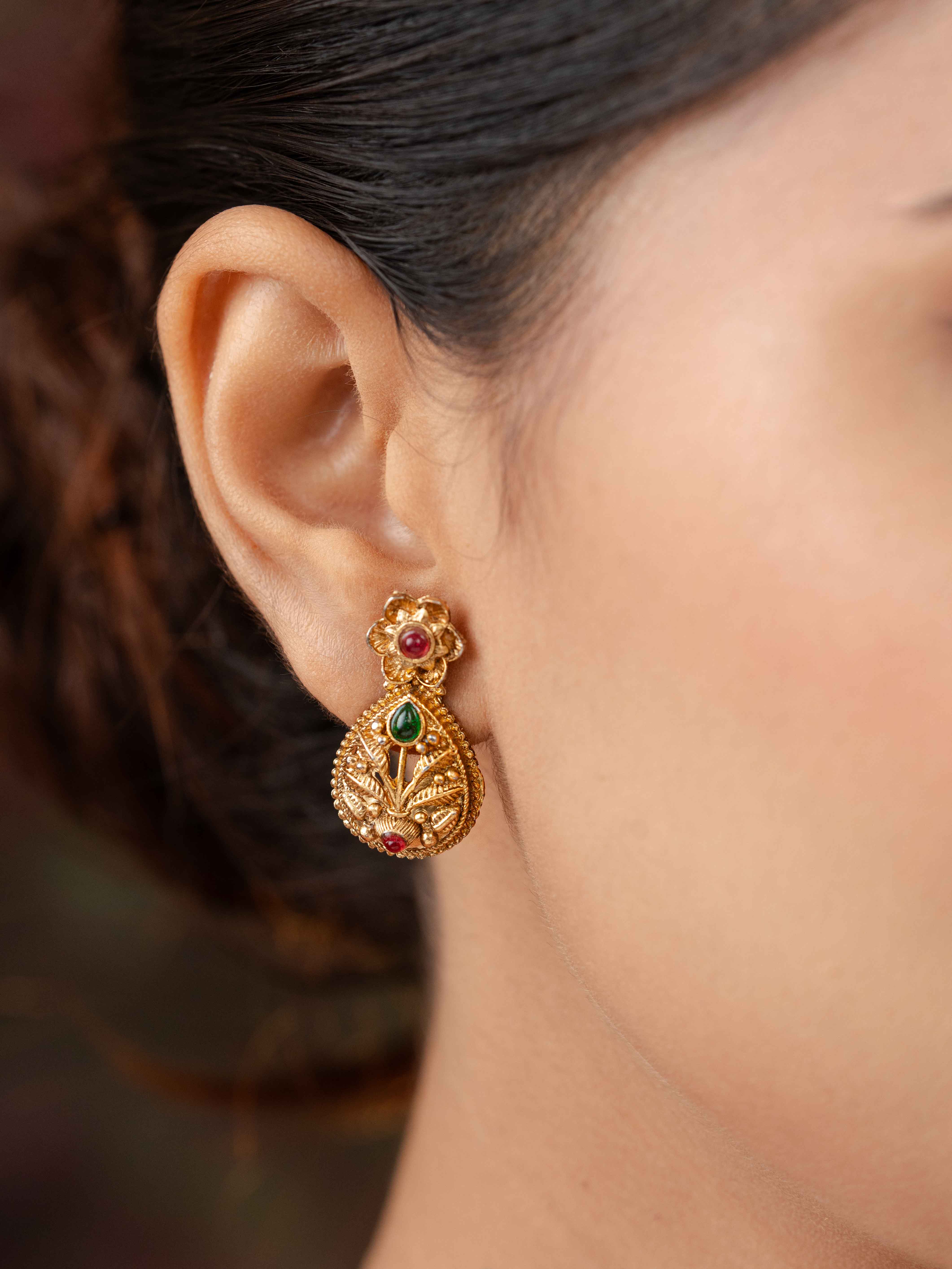 Madhurima Necklace Set