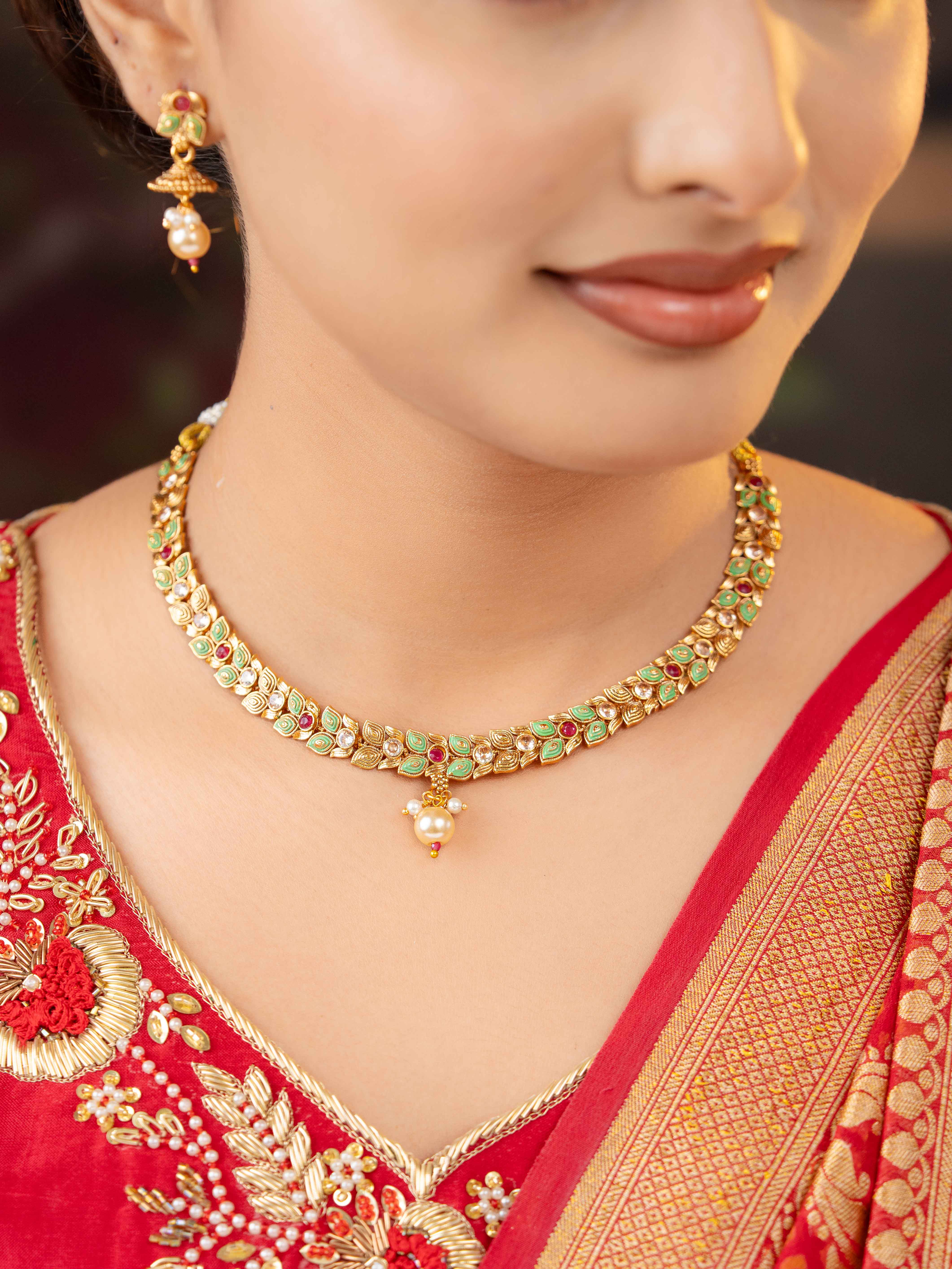 Saanvi Necklace Set