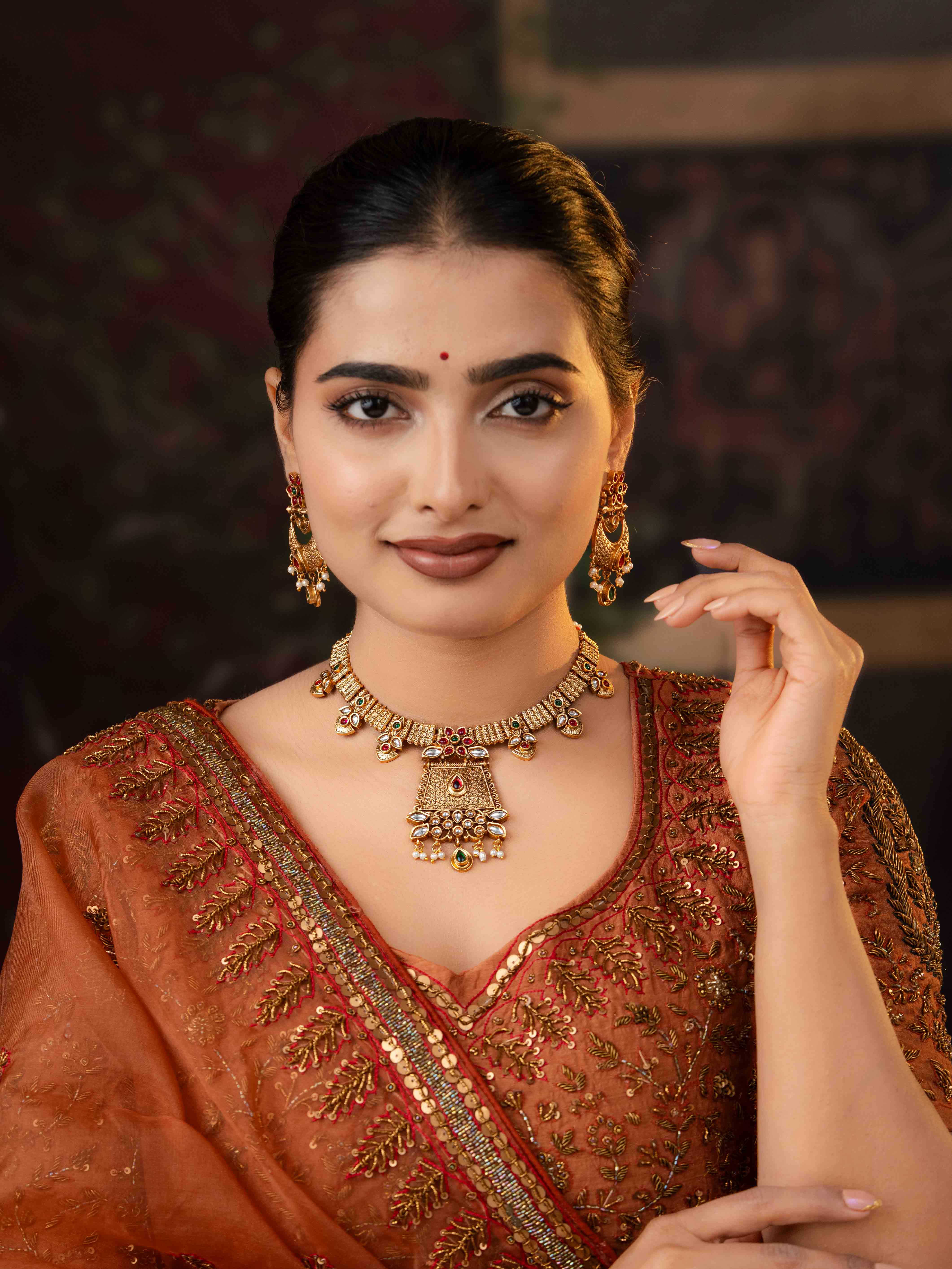 Radha Rani Necklace Set