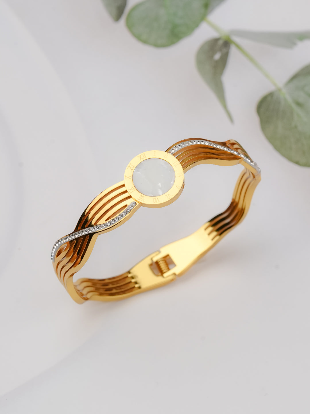 South Sea Bracelet