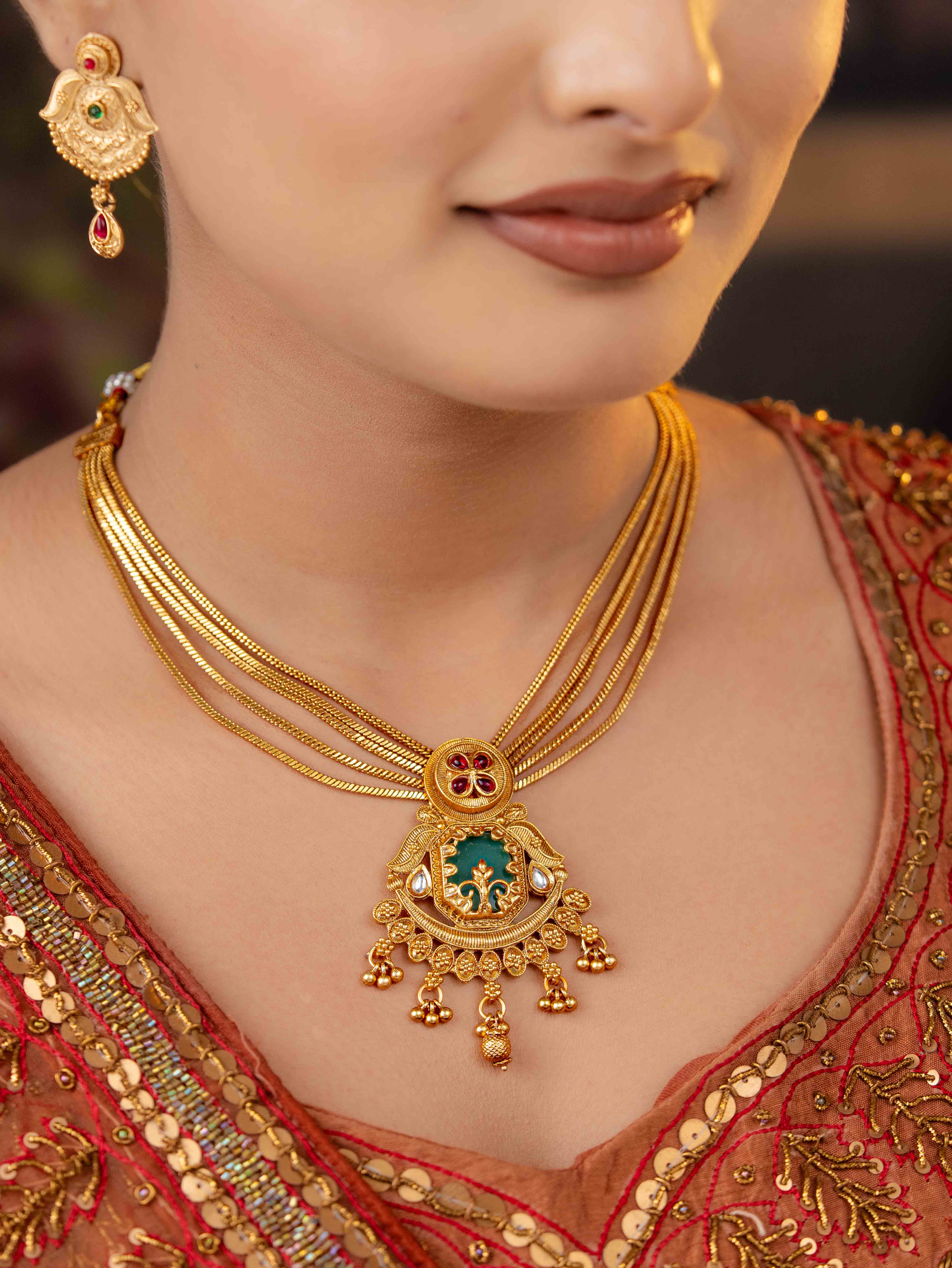 Charushi Necklace Set
