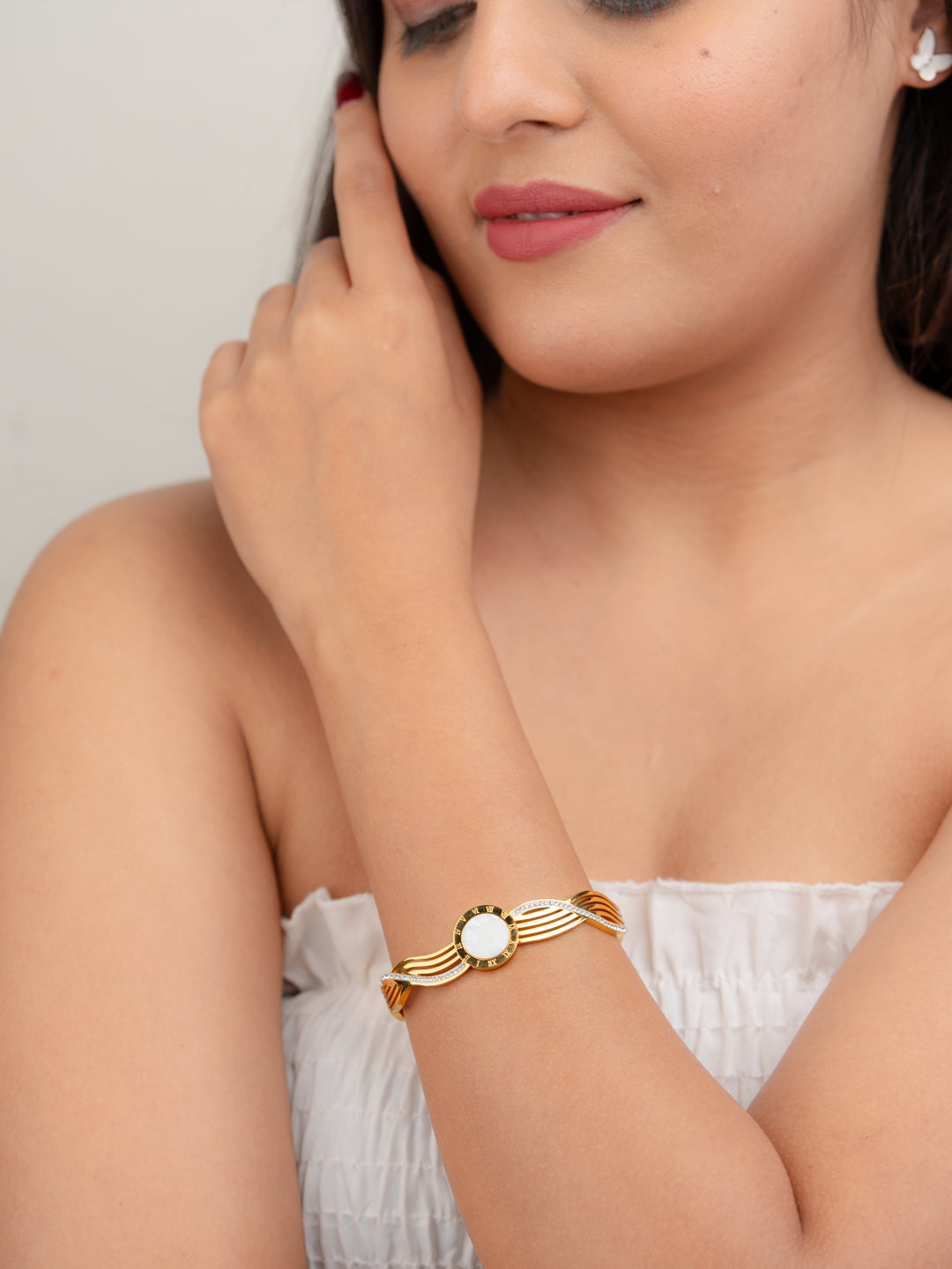 South Sea Bracelet