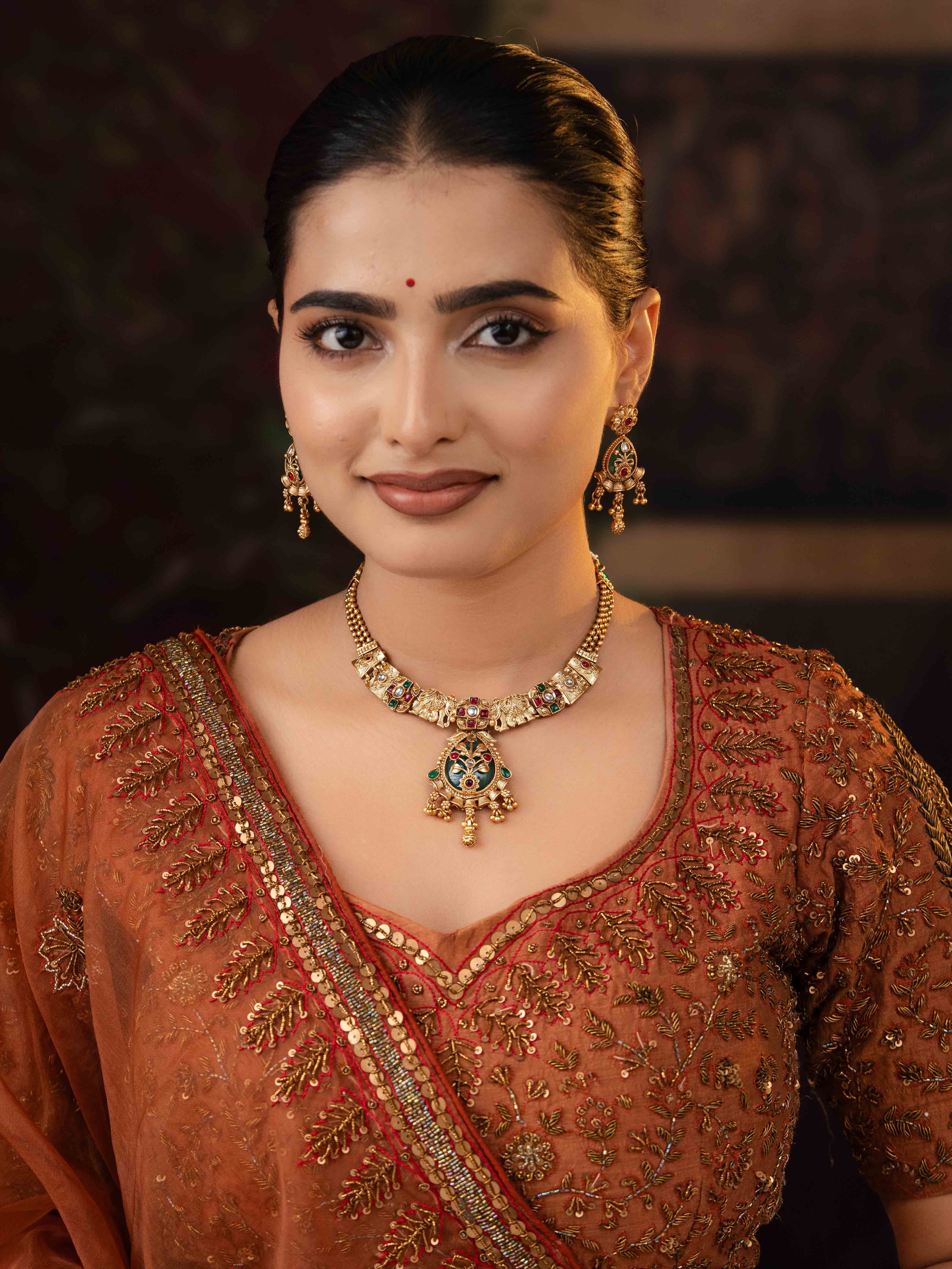 Ambika Necklace Set