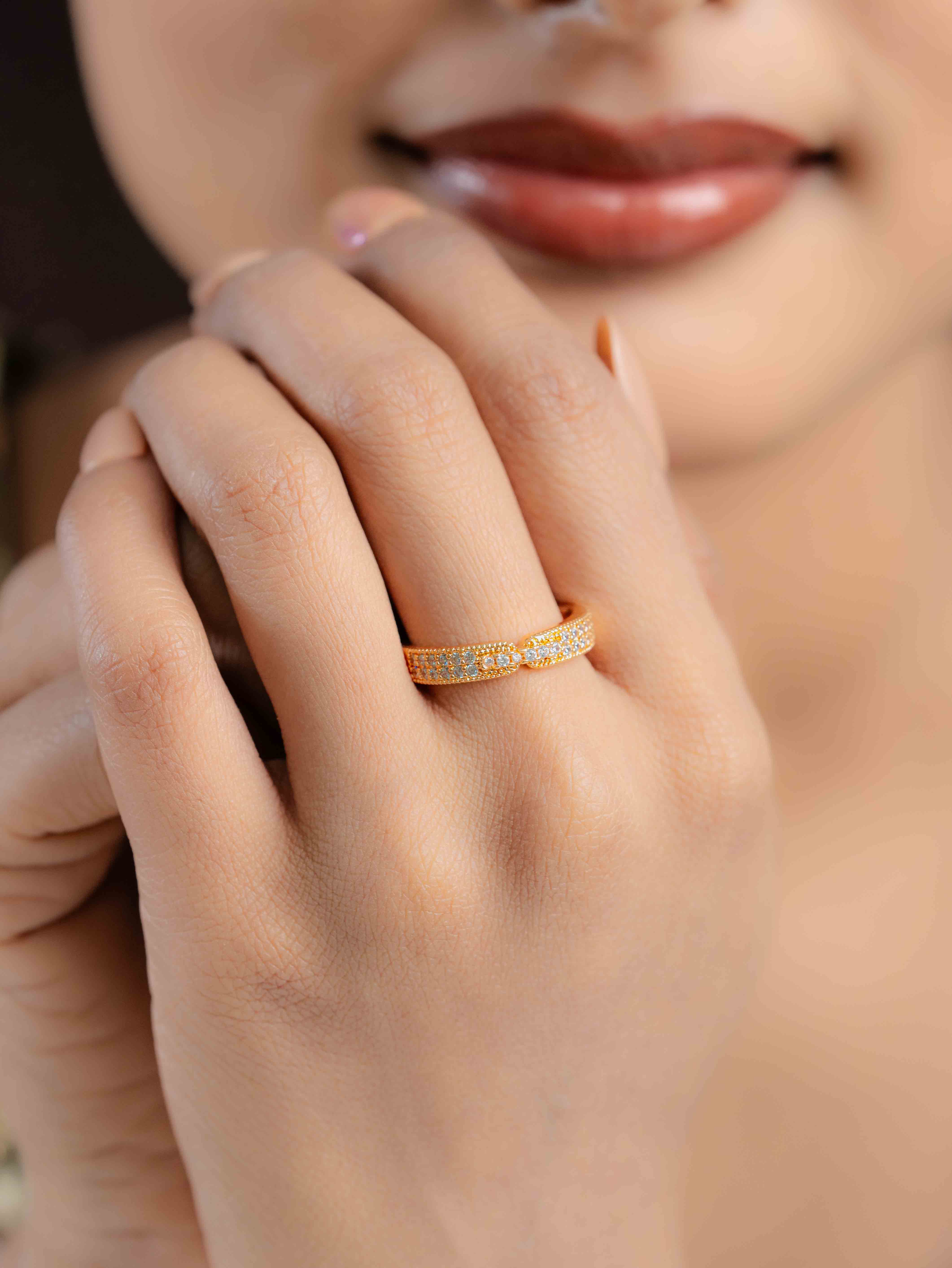Stella Adjustable Ring