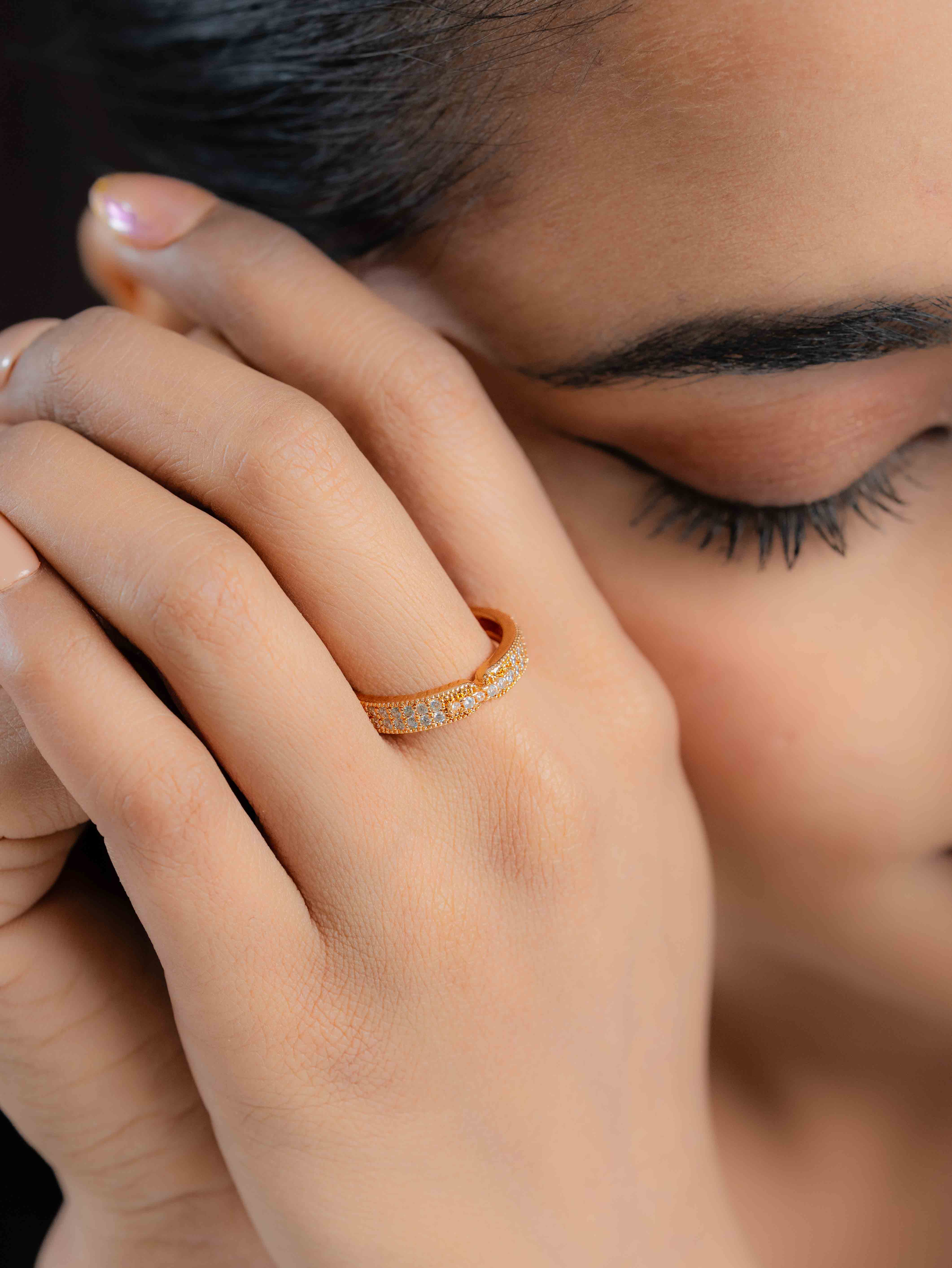 Stella Adjustable Ring