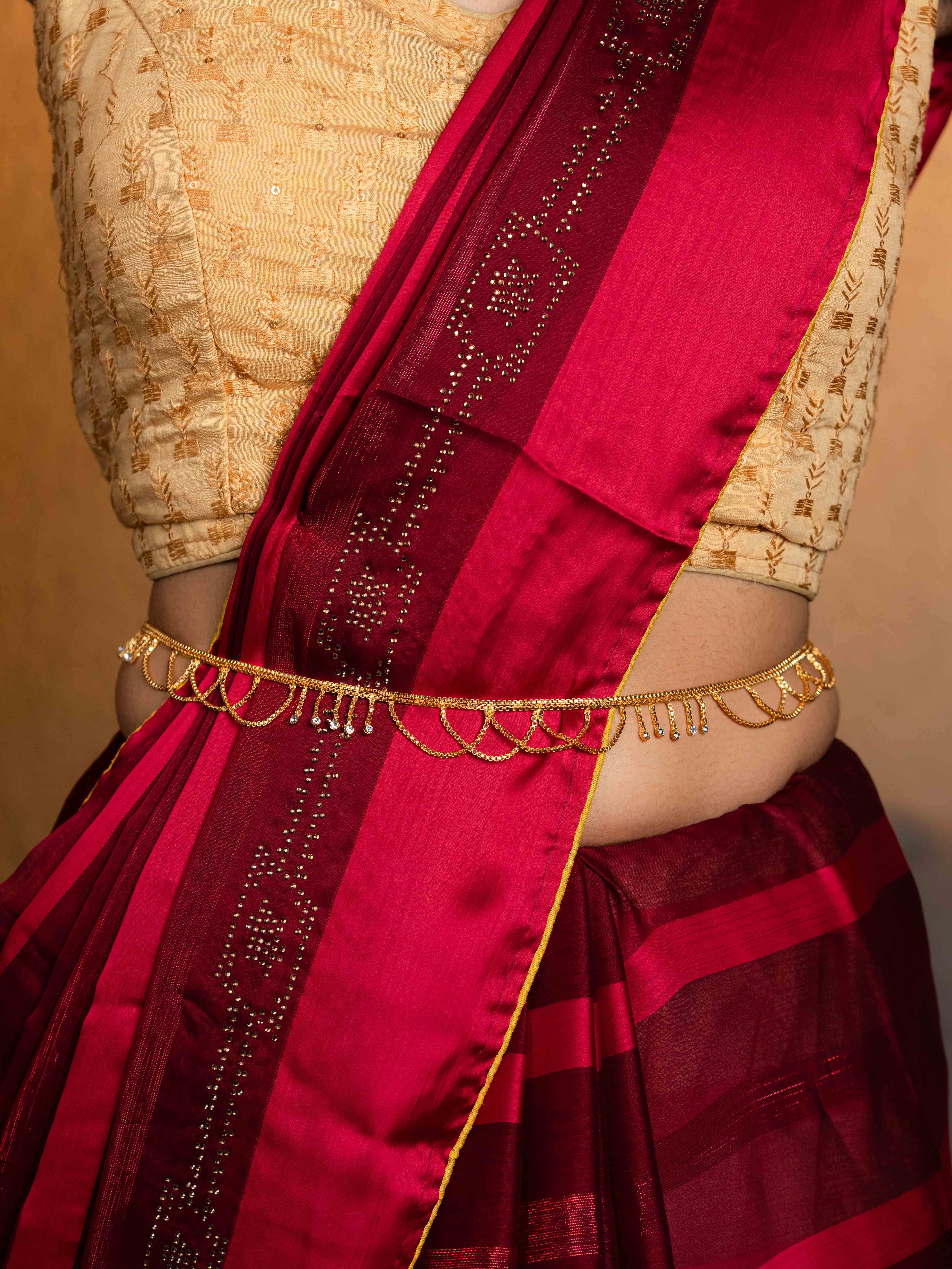 Sanjana Kamarband