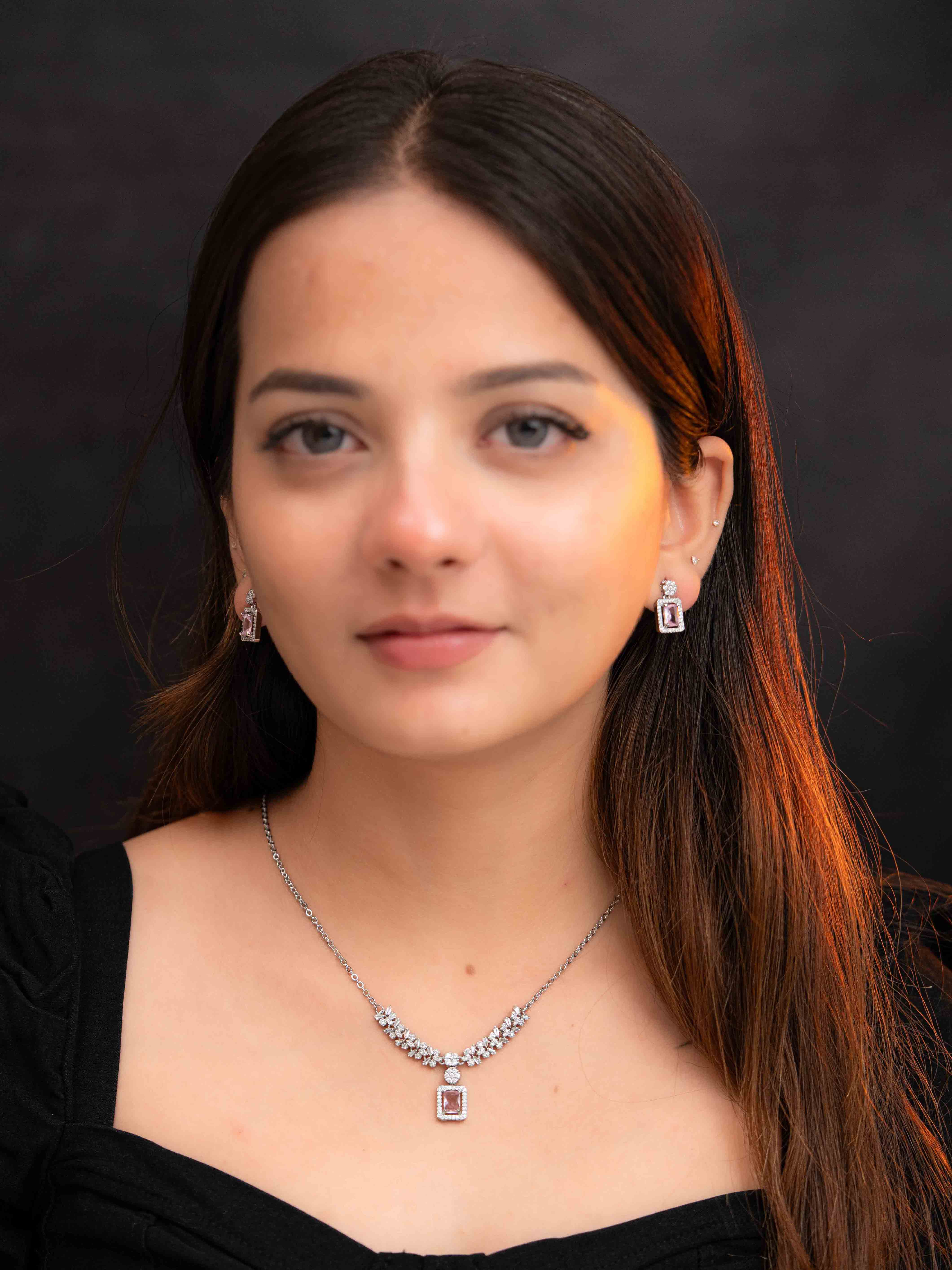 Nysa Silver Necklace Set