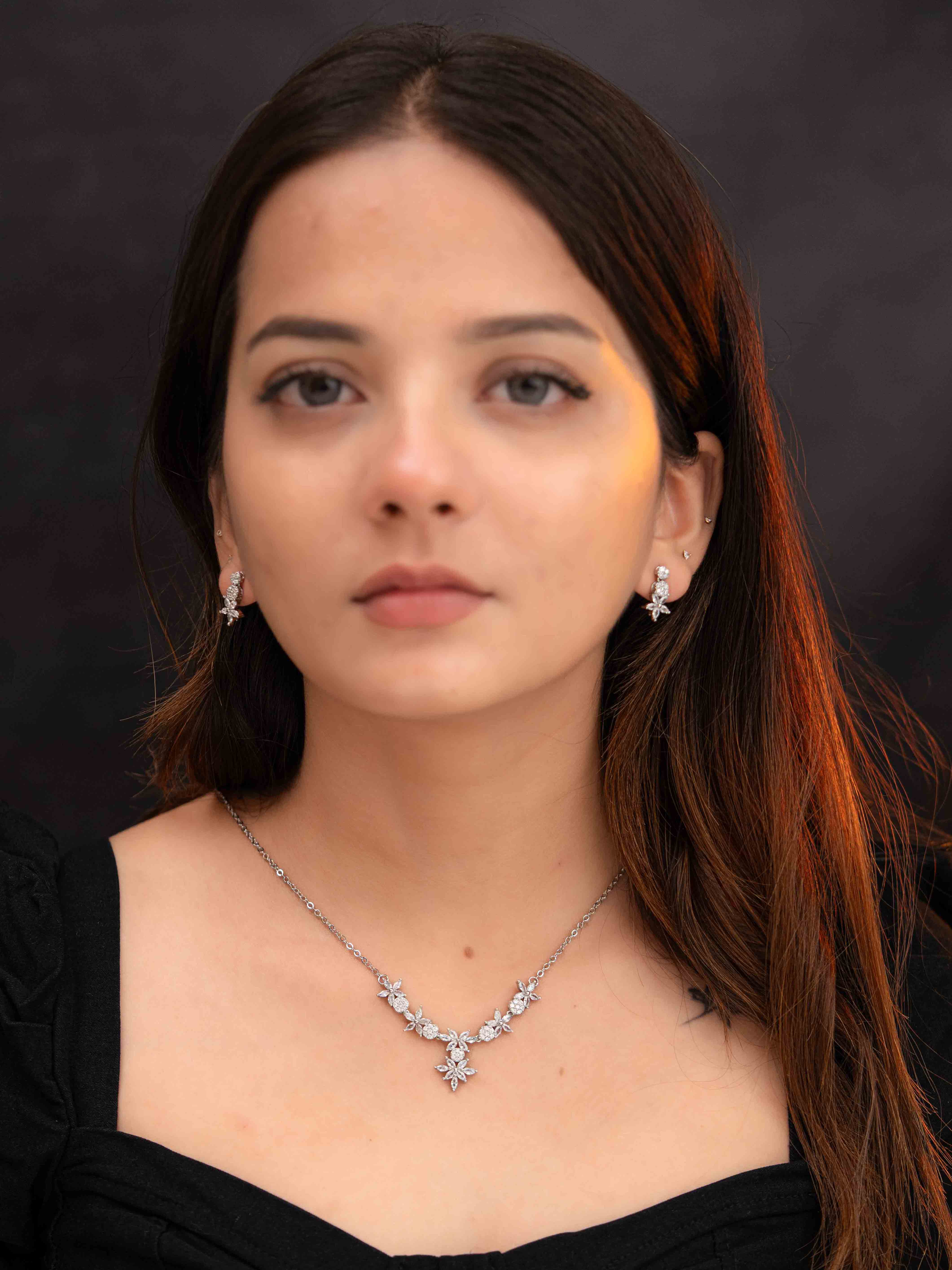 Velora Silver Necklace Set