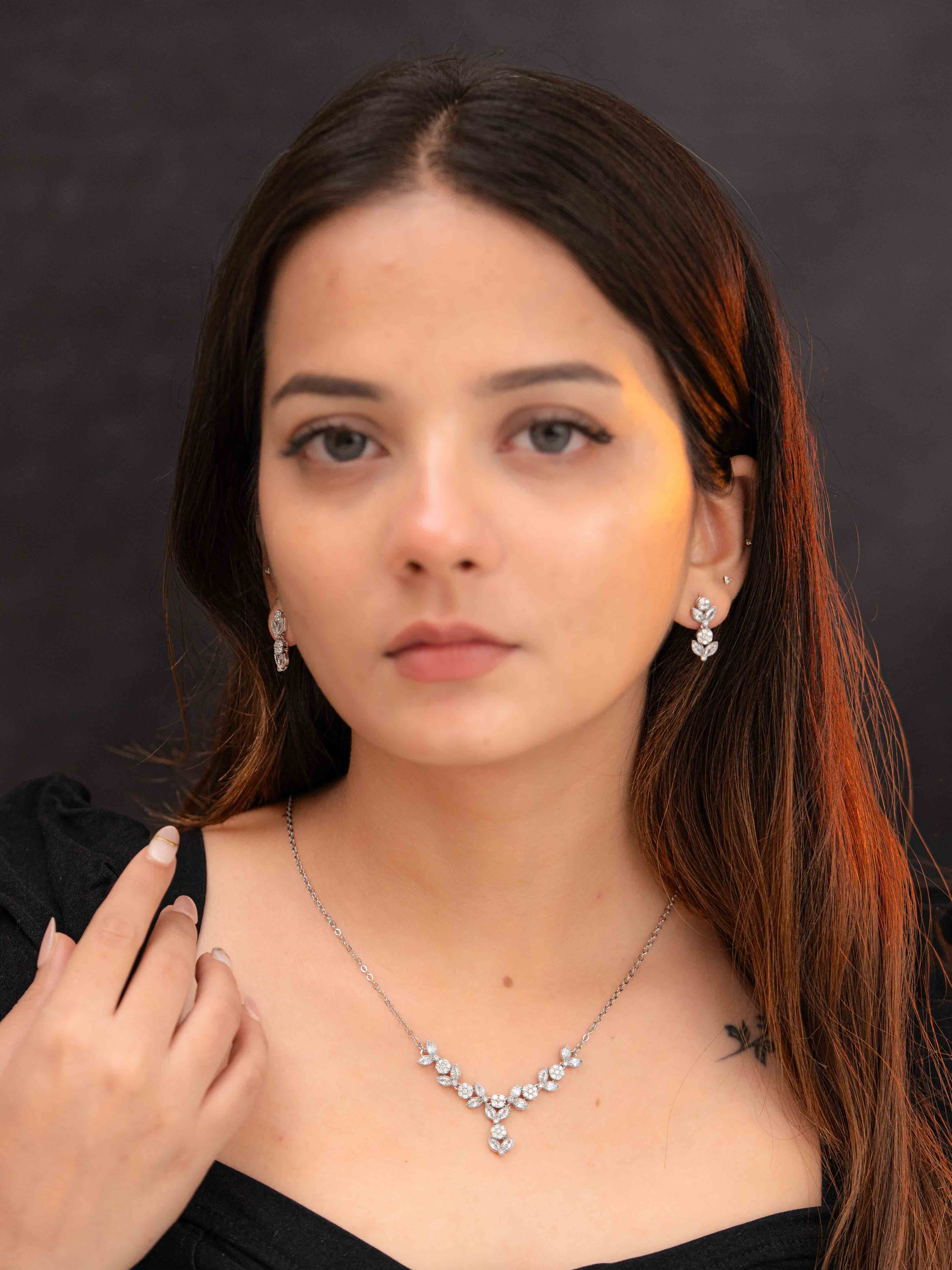 Charm Silver Necklace Set