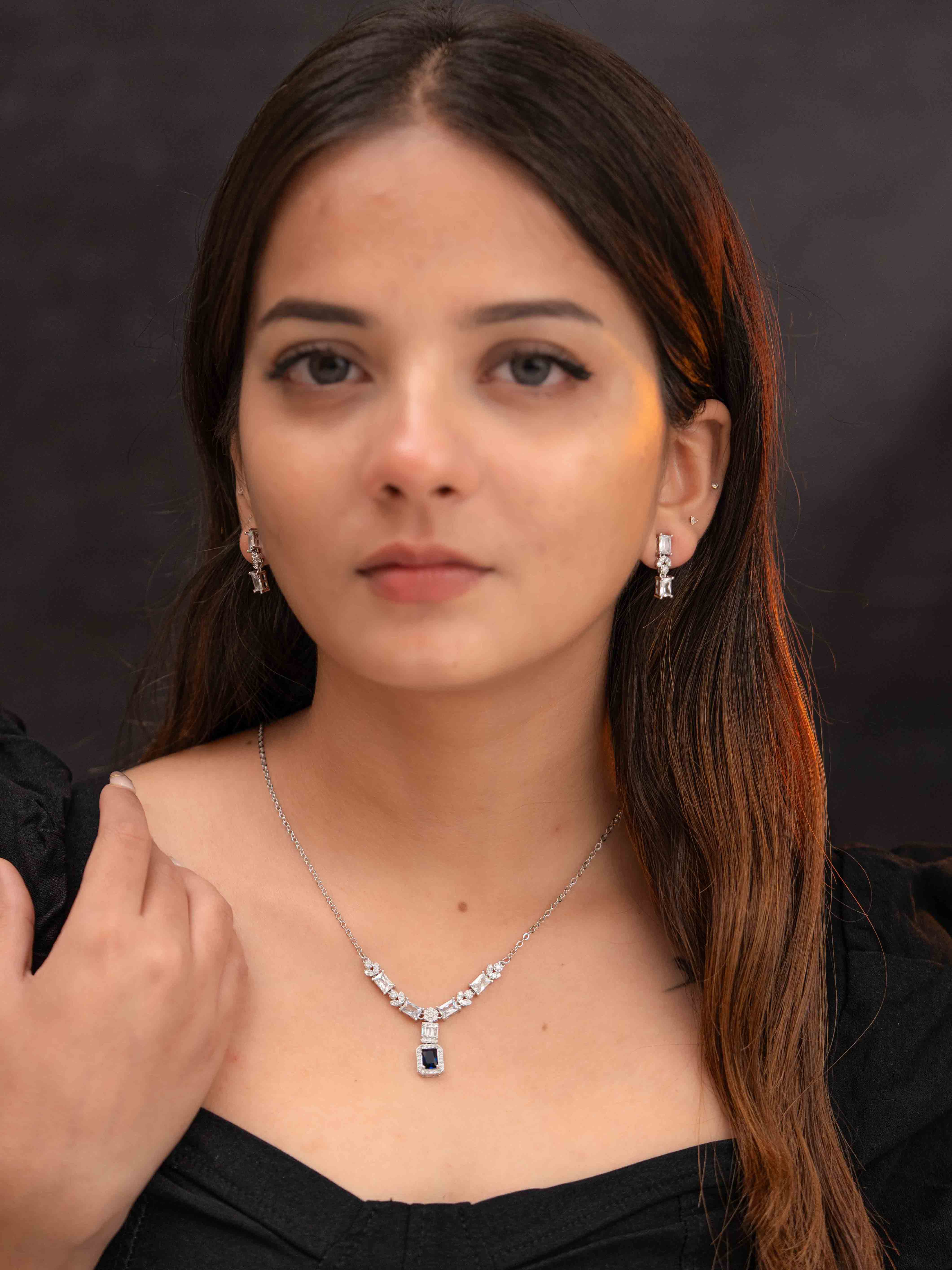 Asha Silver Necklace Set