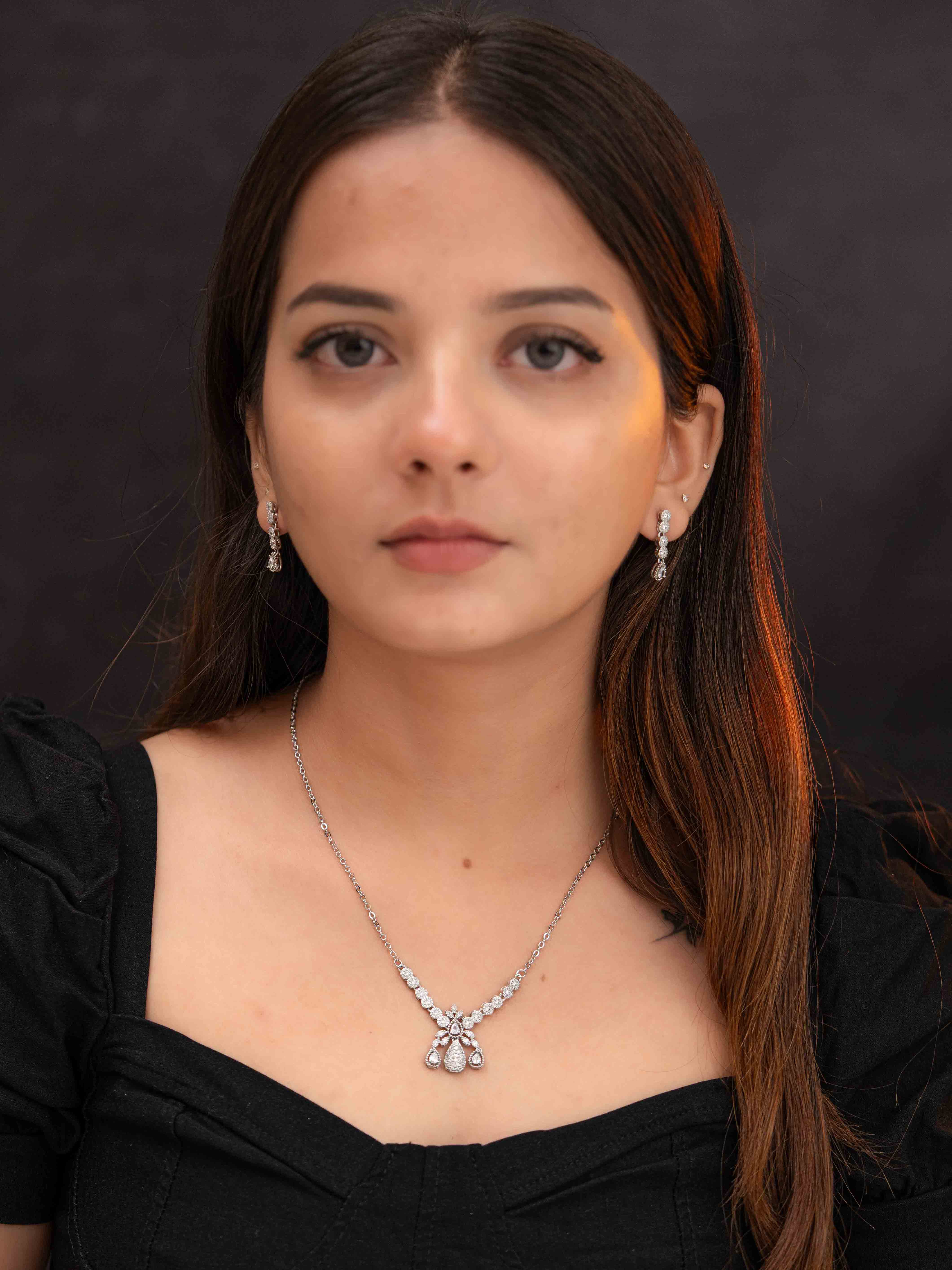 Zeni Silver Necklace Set