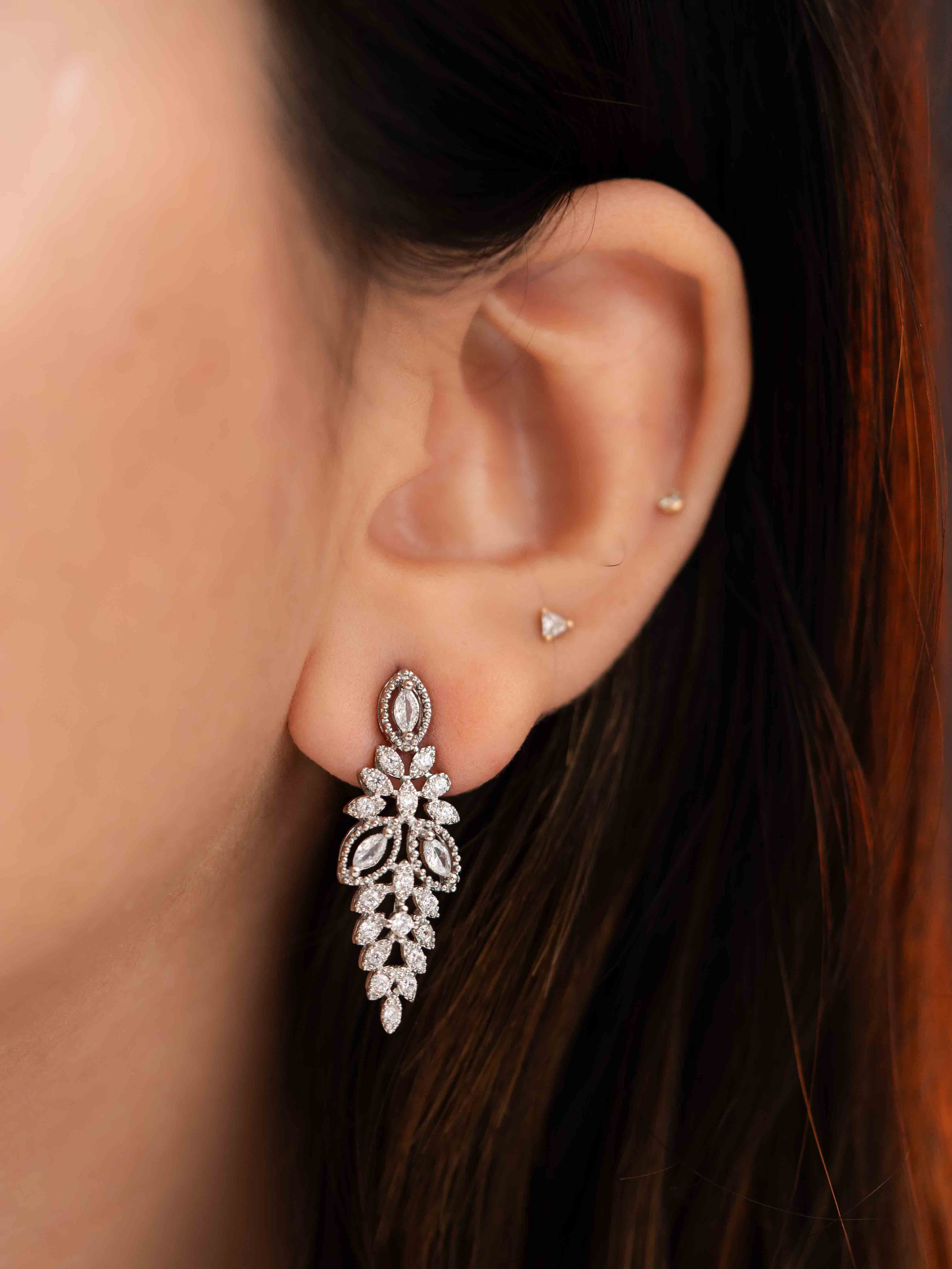 Nia Silver Necklace Set