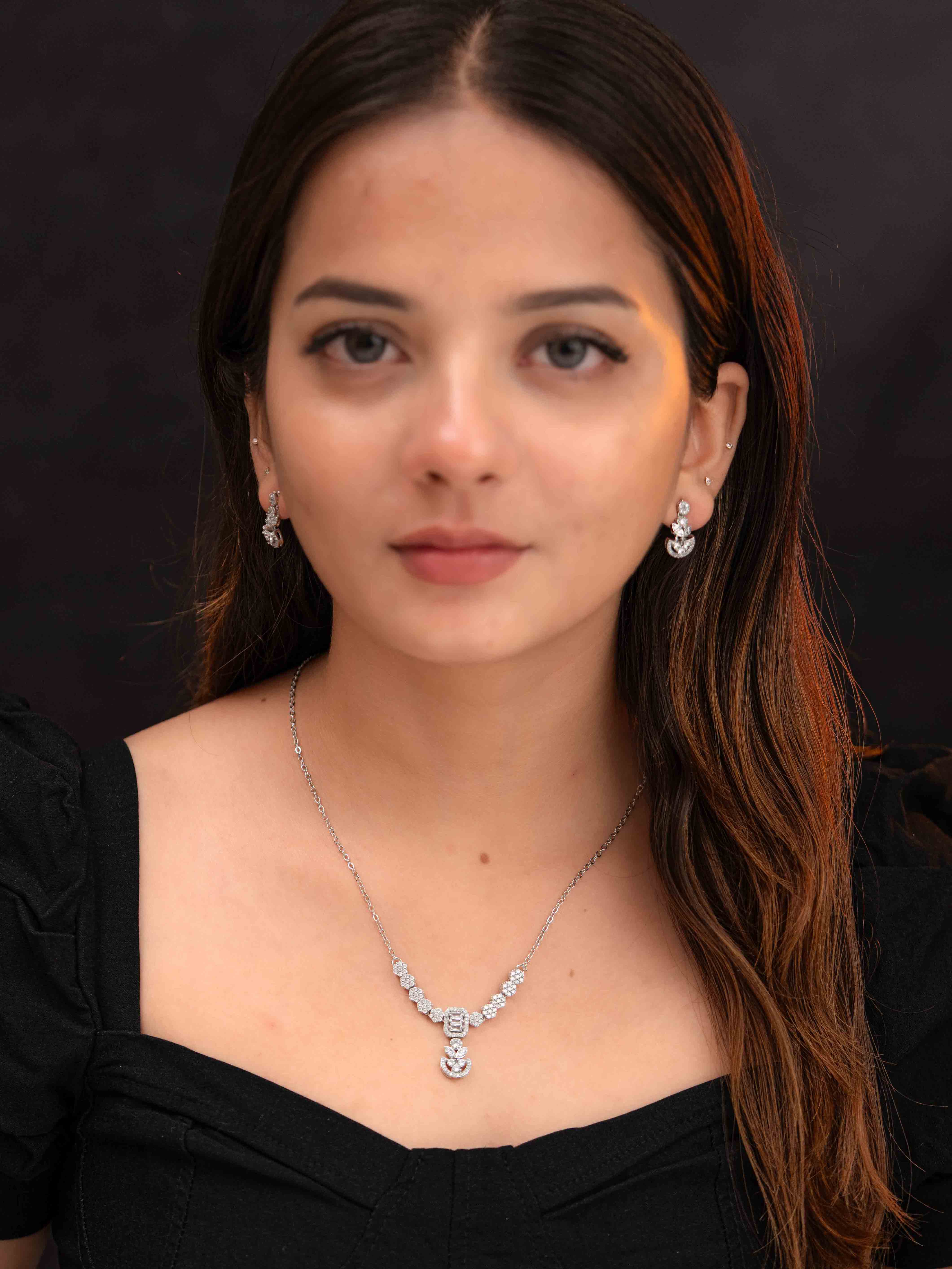 Suman Silver Necklace Set