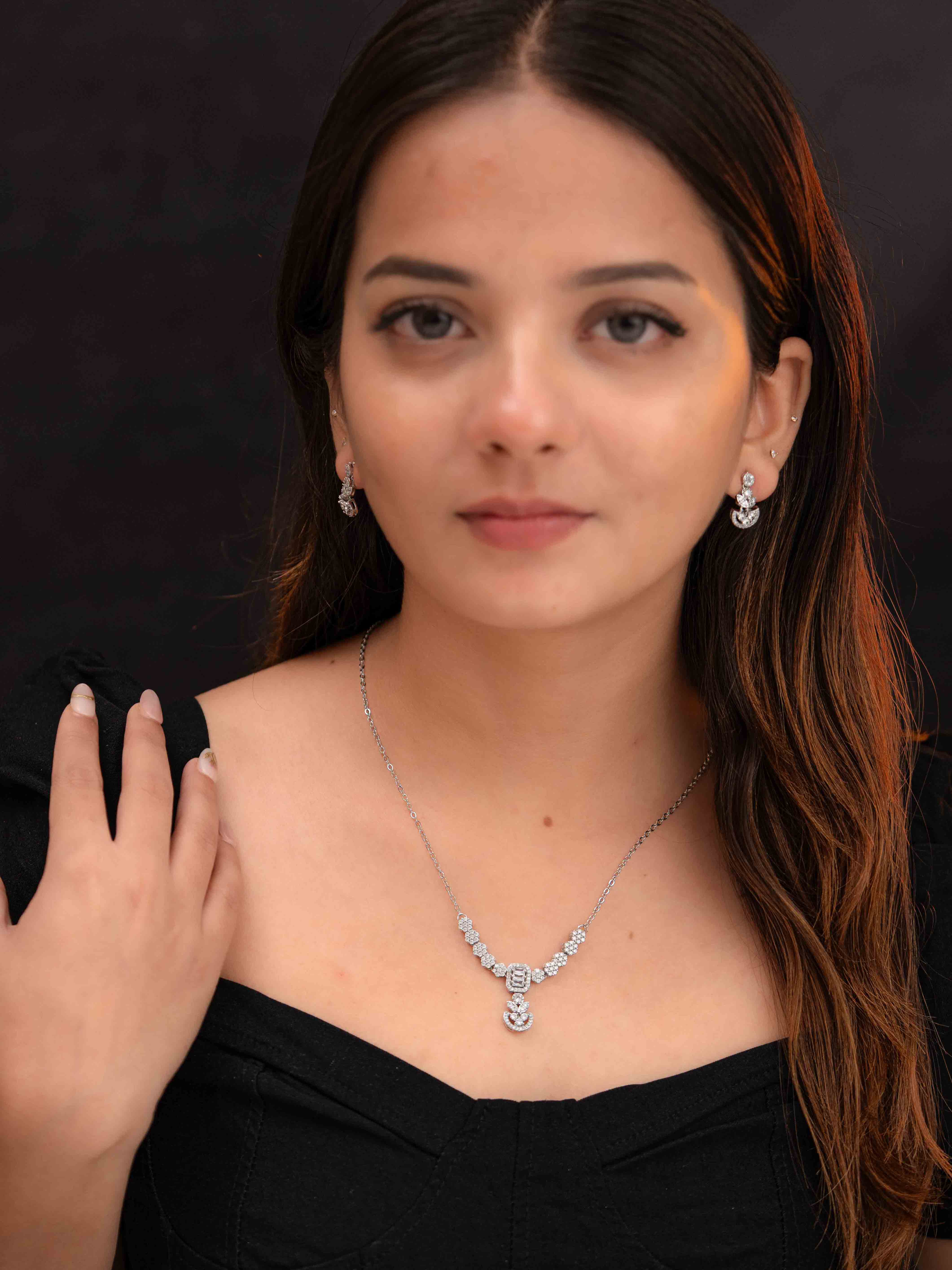 Suman Silver Necklace Set