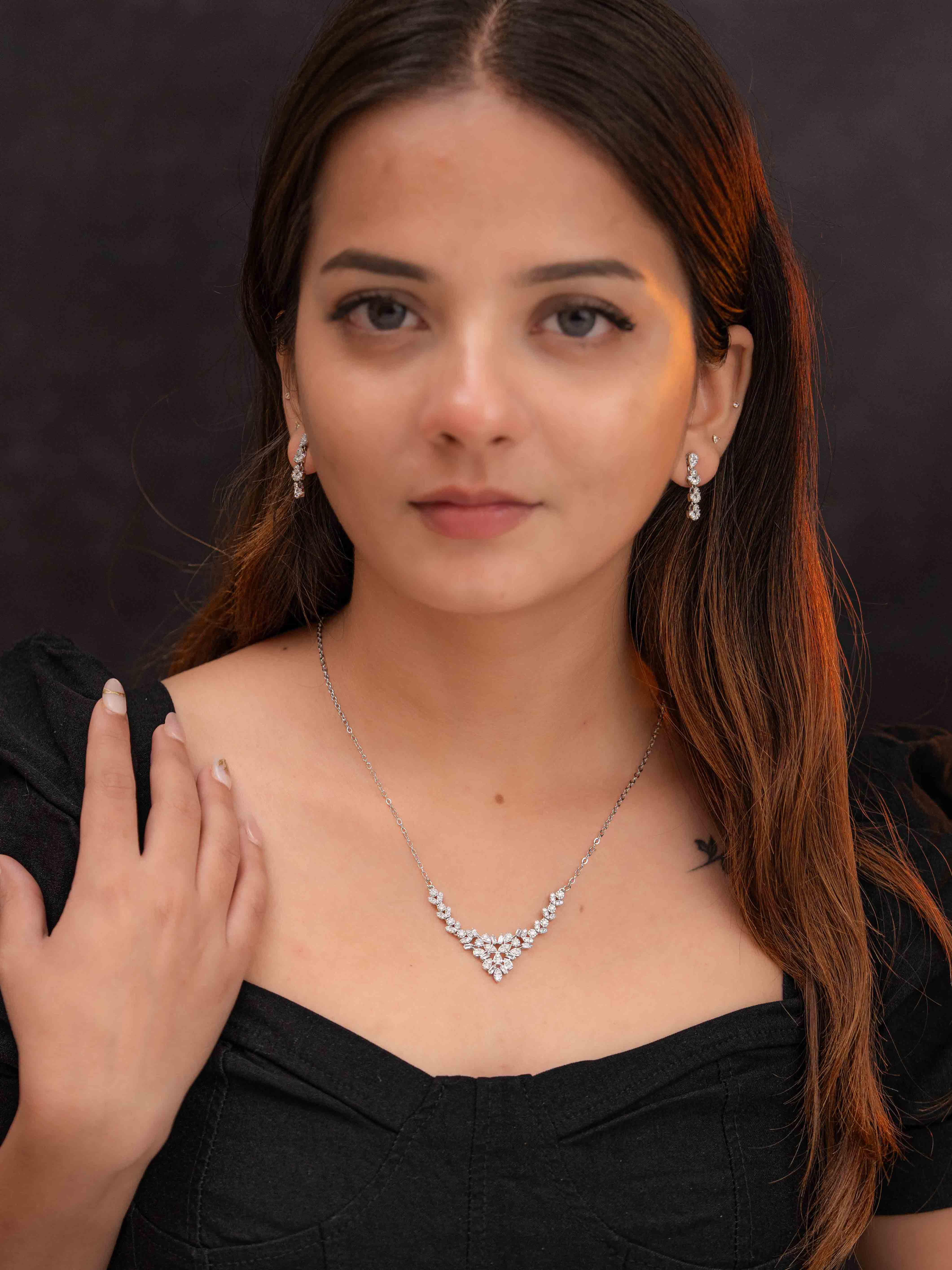 Ishani Silver Necklace Set