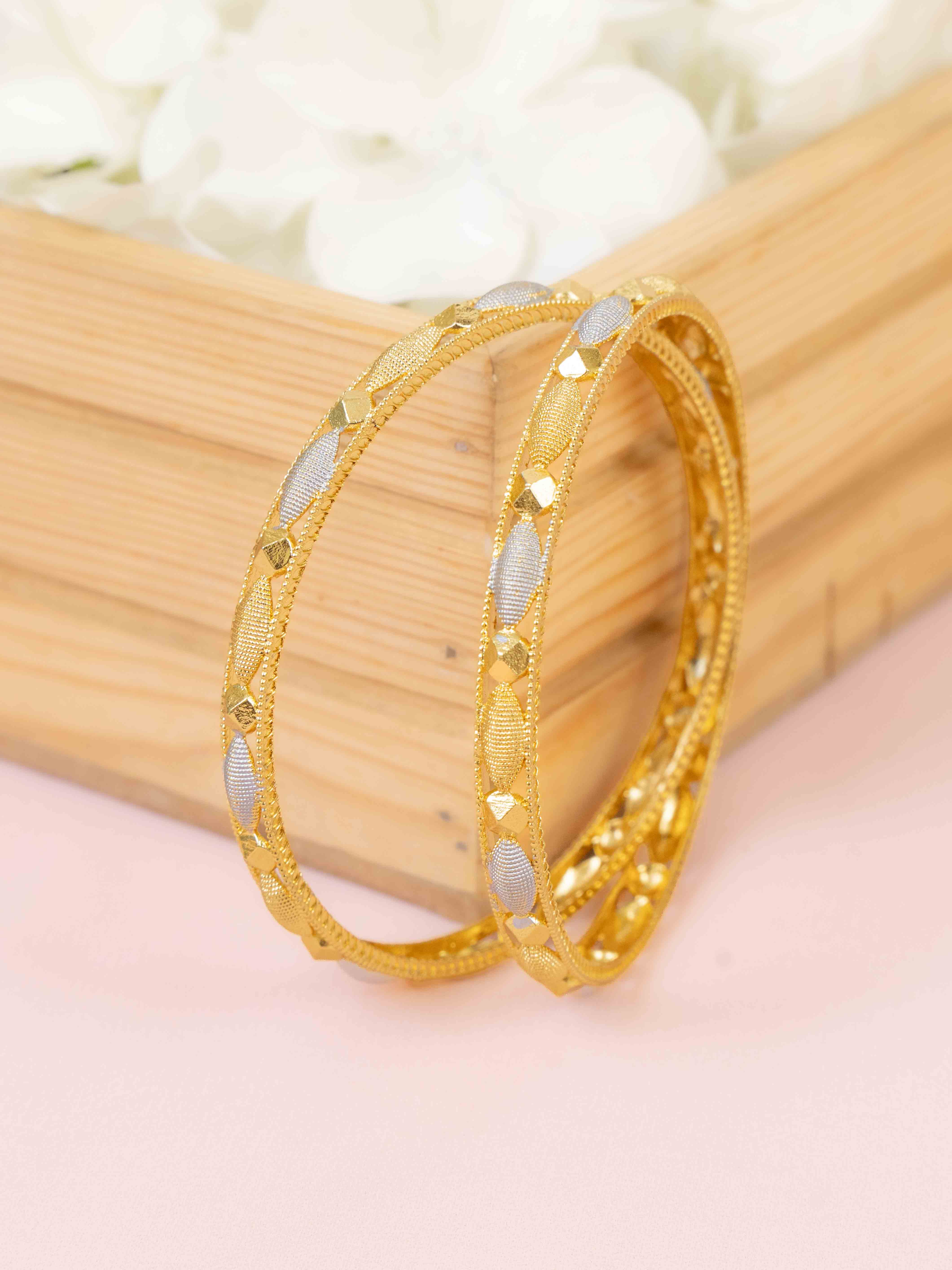 Yuvika Bangle (Set Of 2)