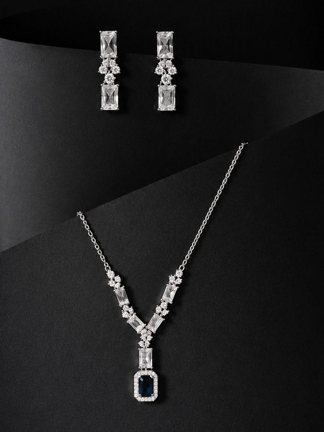 Asha Silver Necklace Set