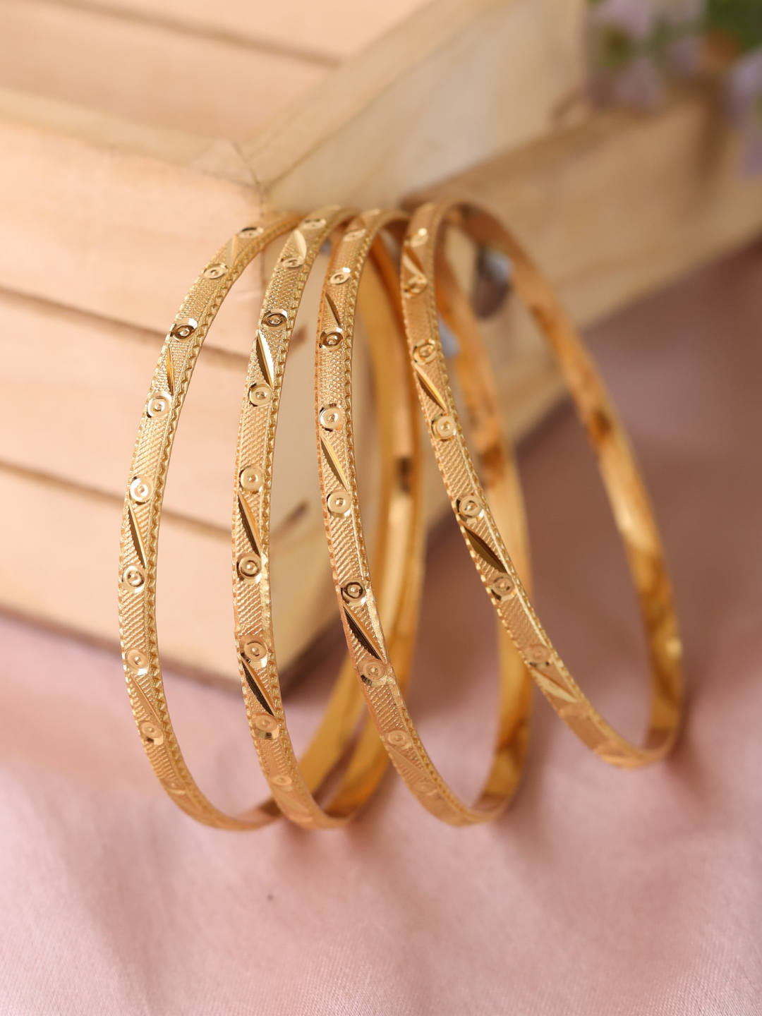 Niharika Bangle ( Set of 4 ) - Zeraki Jewels