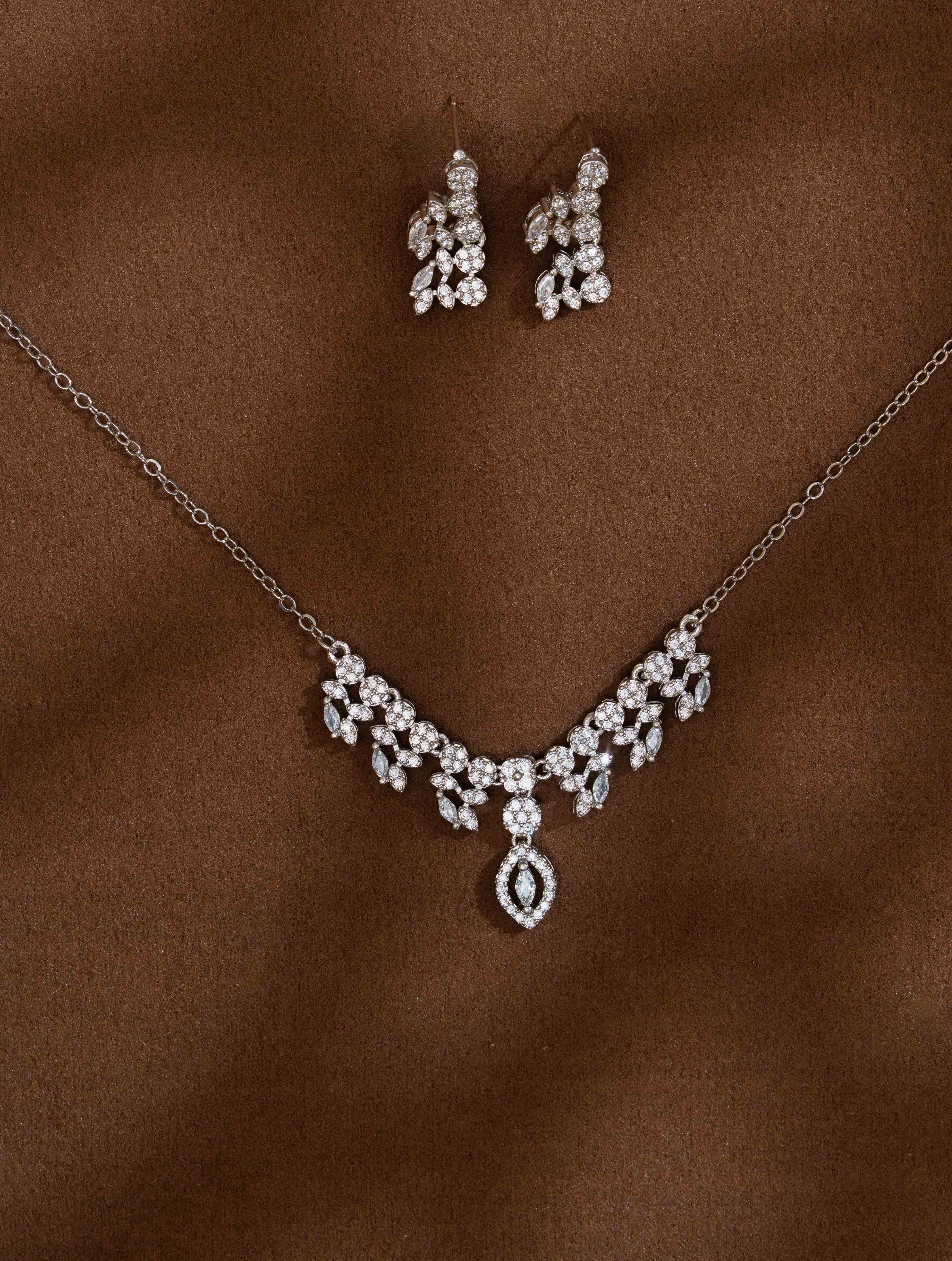 Ojasvi Silver Necklace Set