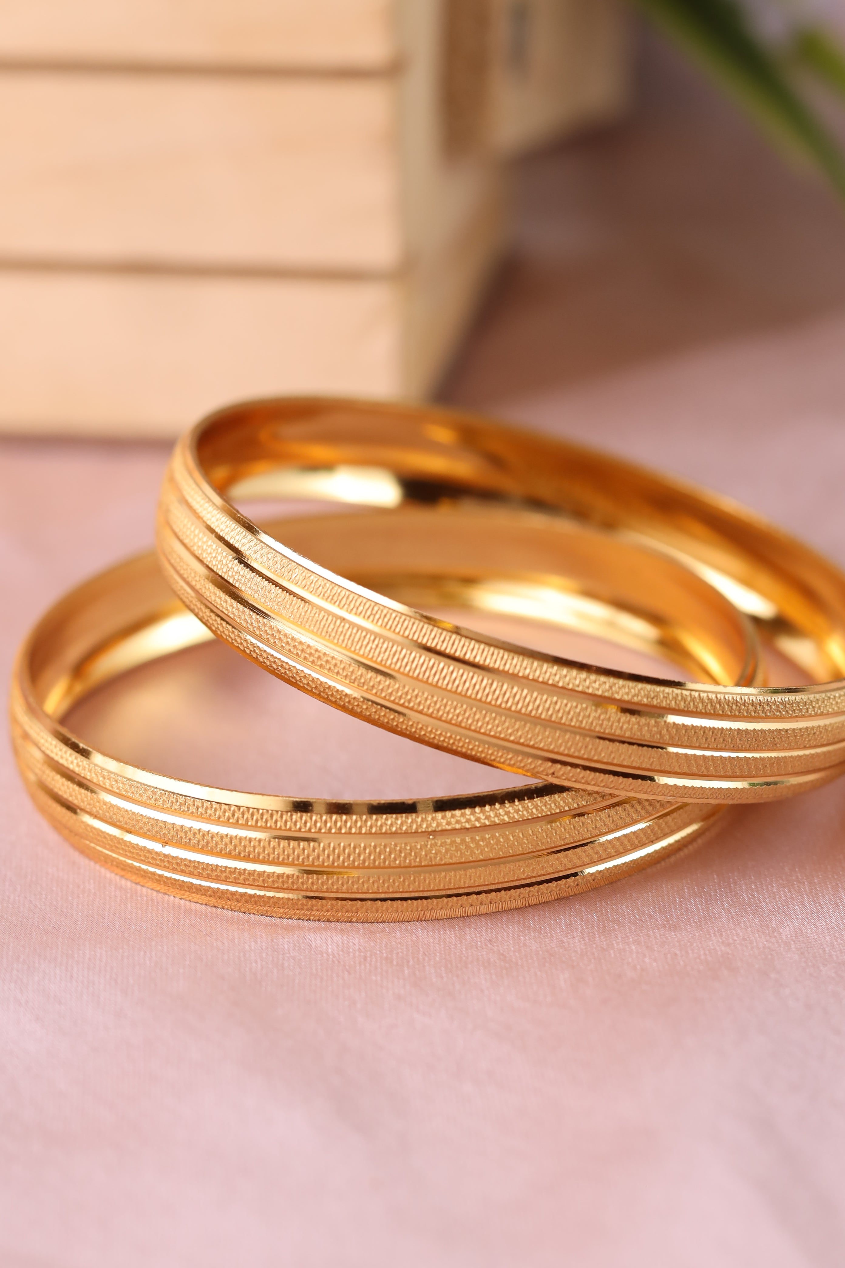 Anamika Bangle (Set of 2 )