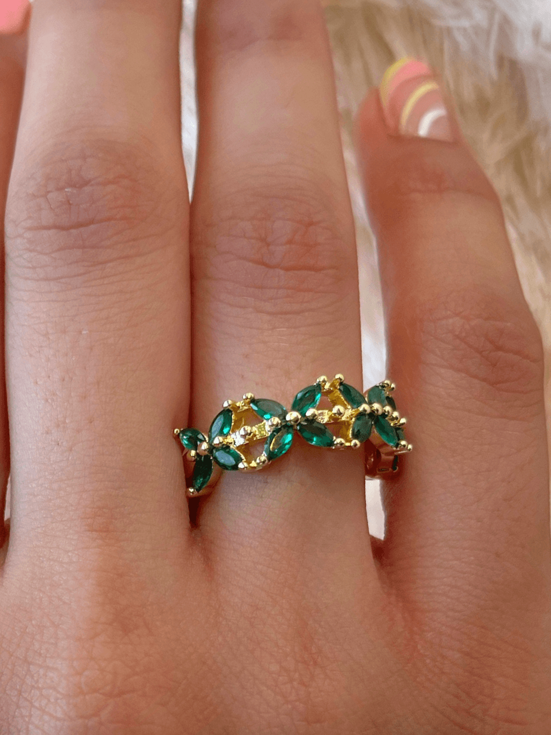 Floral Emerald Ring - Zerakijewels