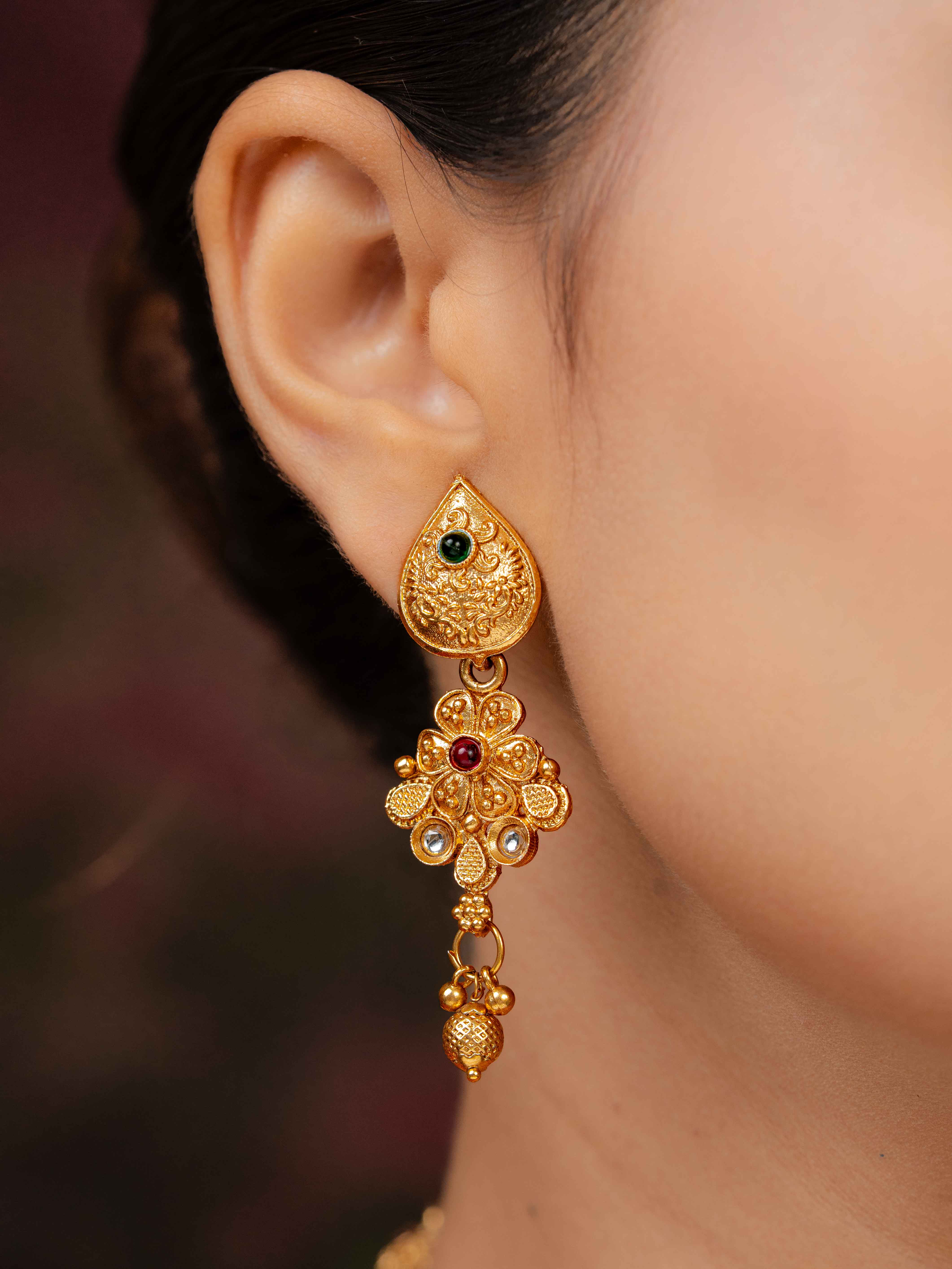 Inara Necklace Set
