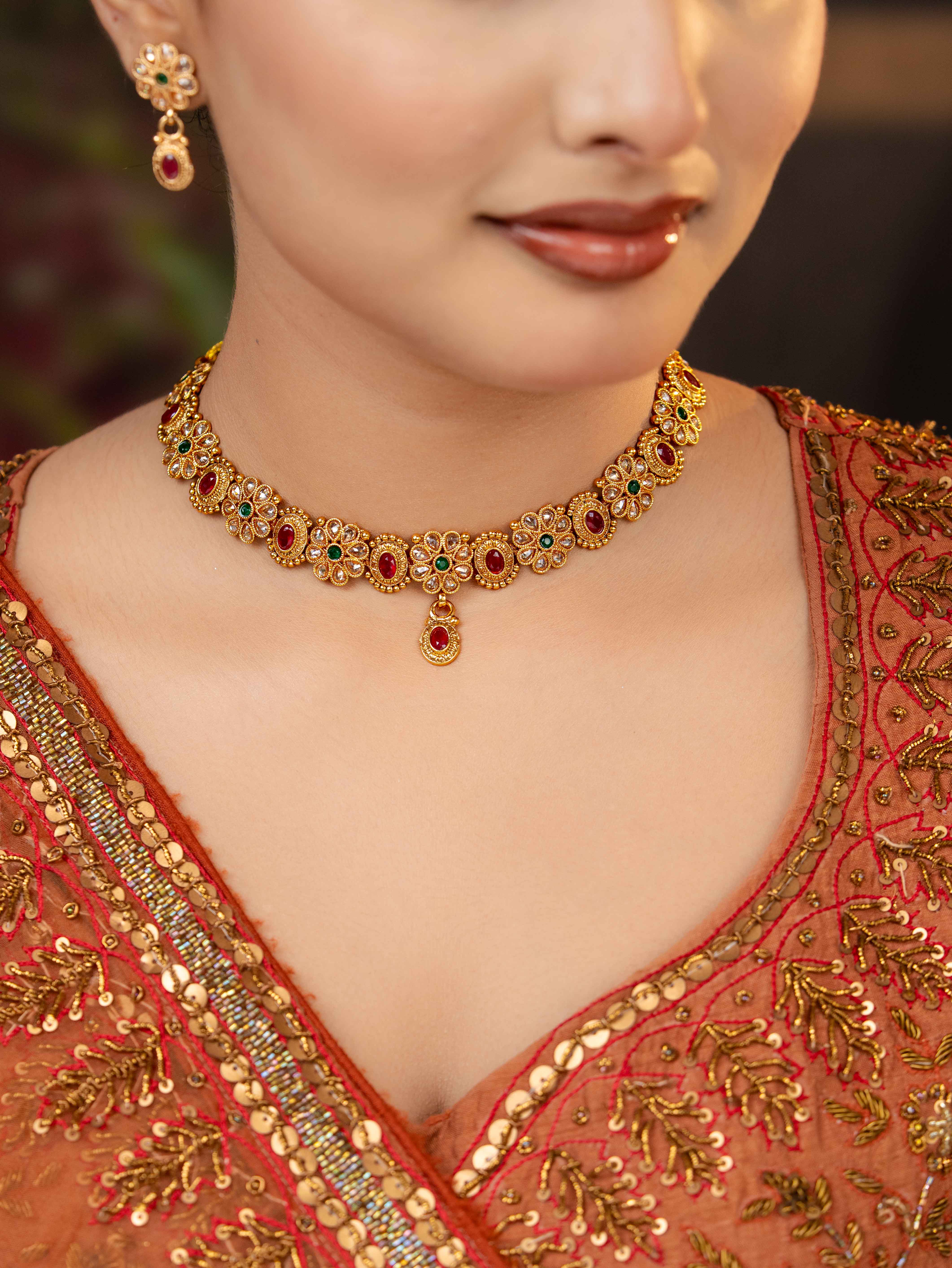 Hansika Necklace Set