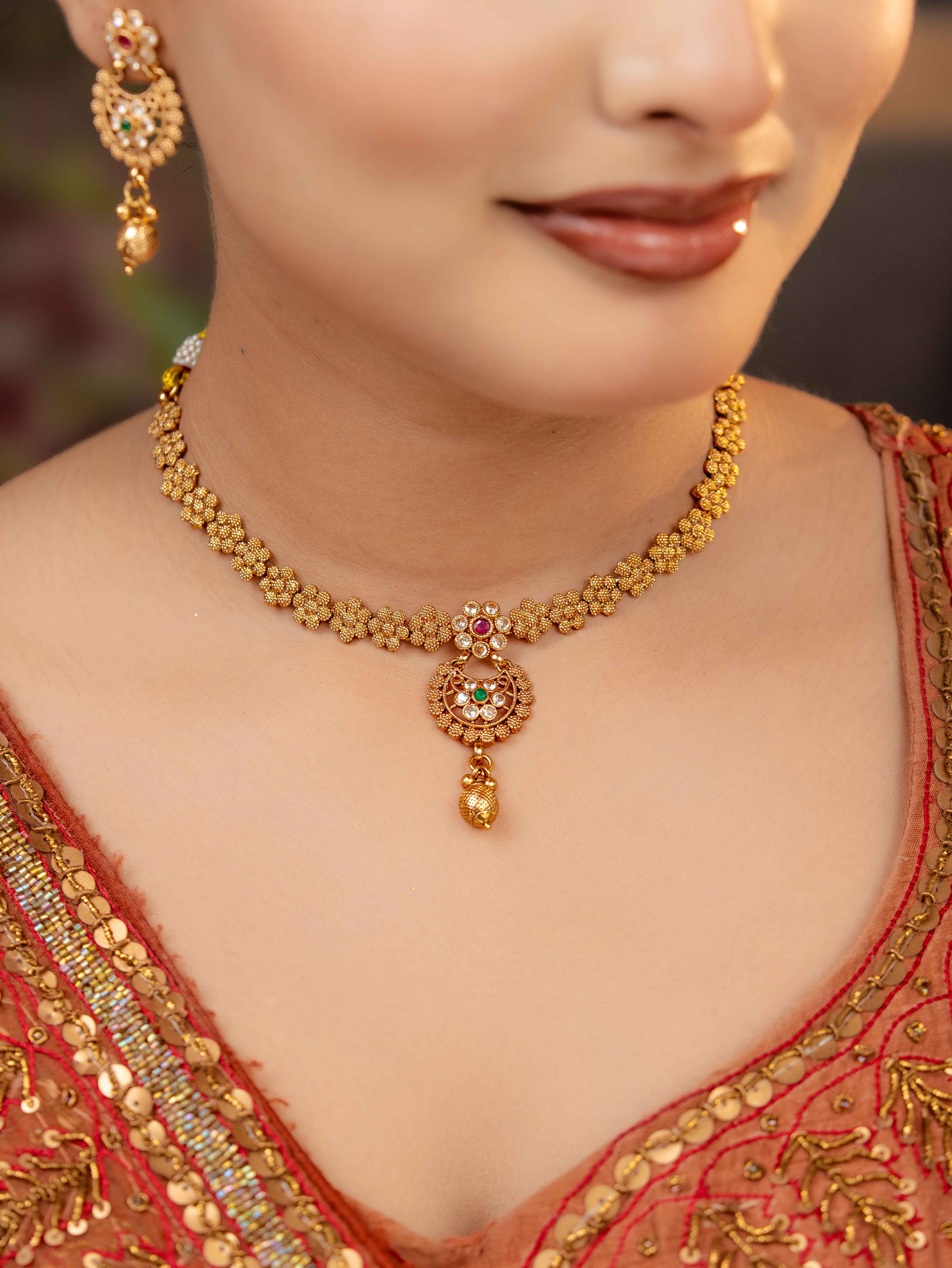 Gaurangi Necklace Set