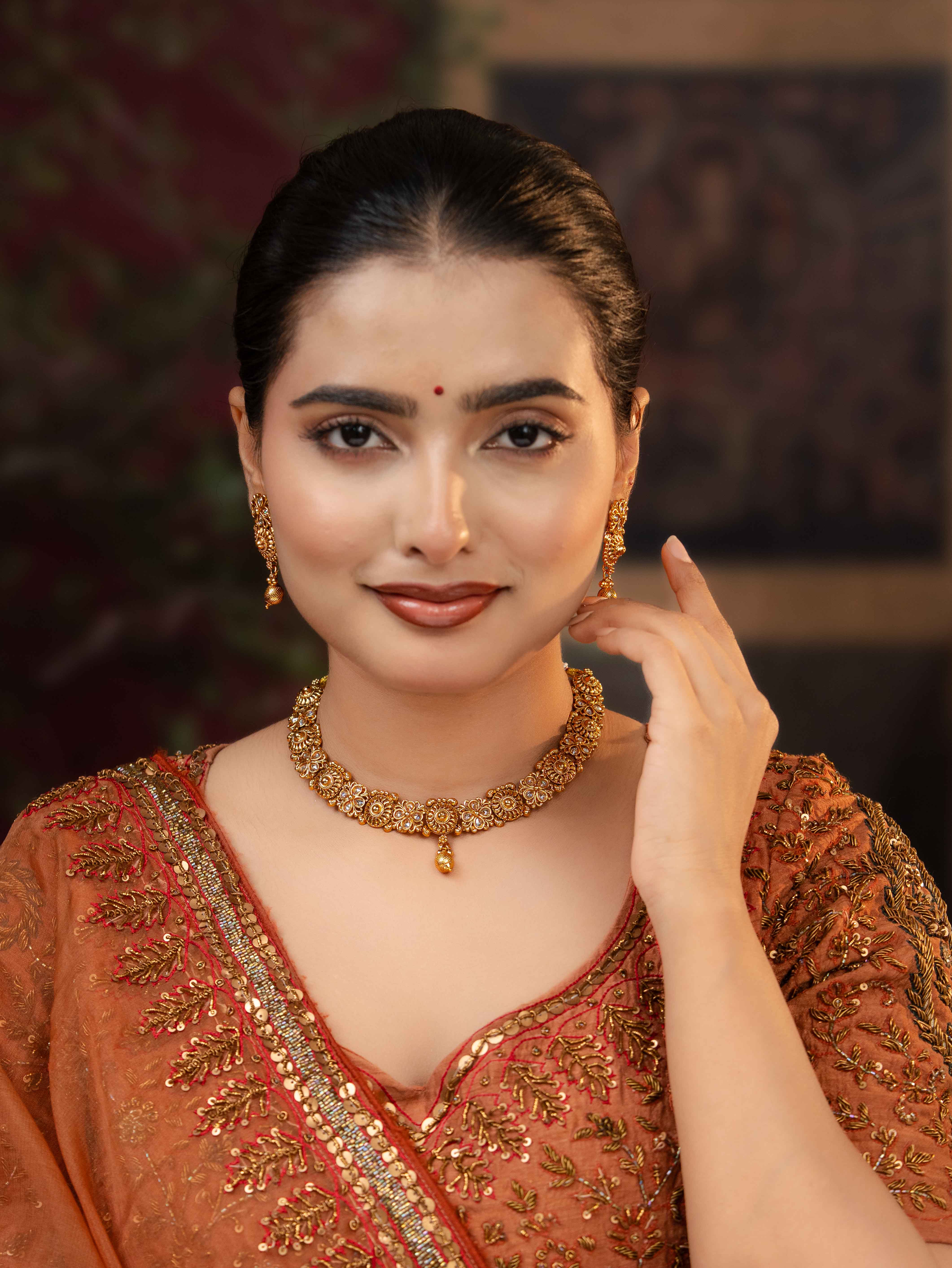 Devika Necklace Set