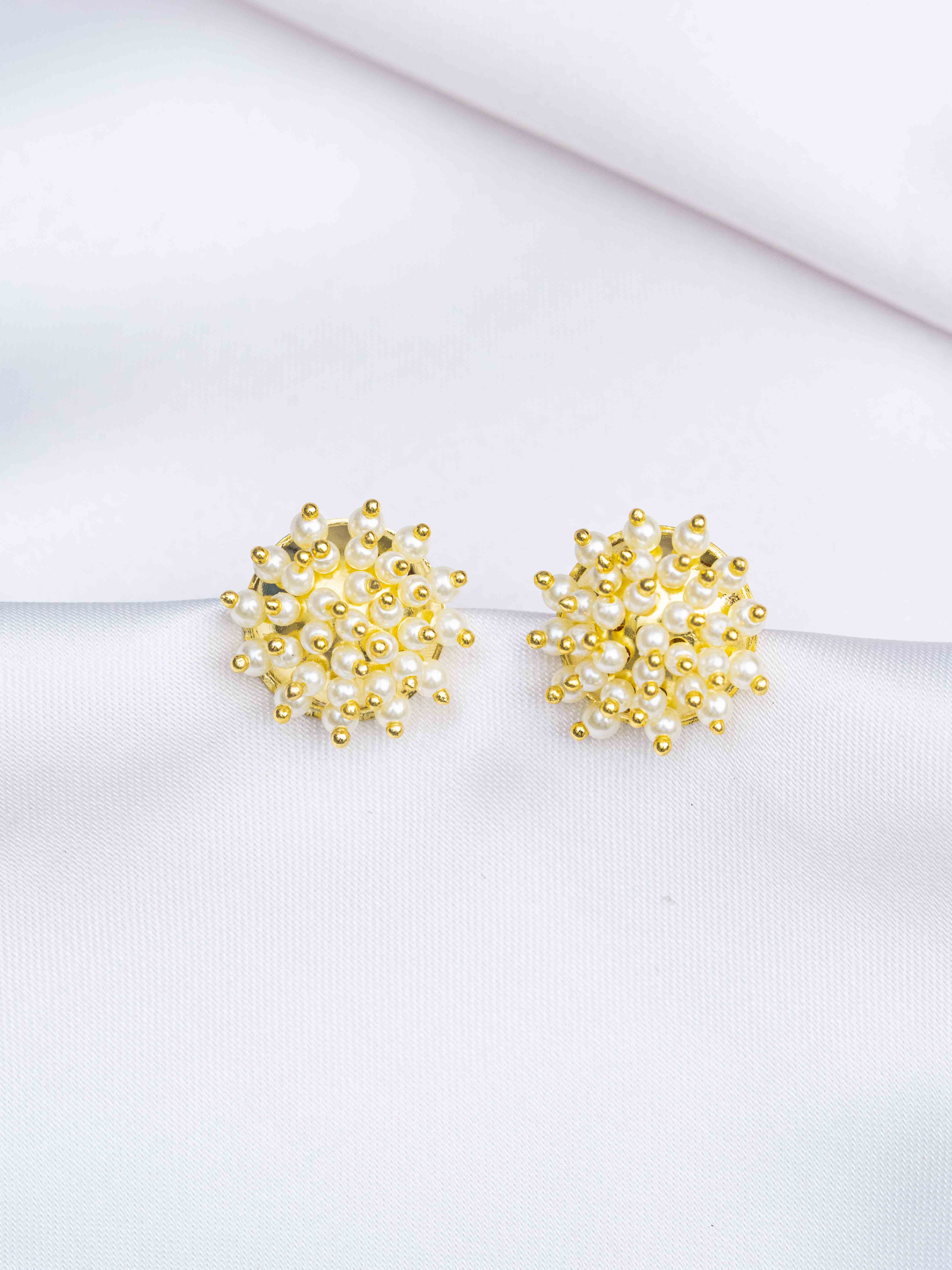 Savitri Kudi Earrings