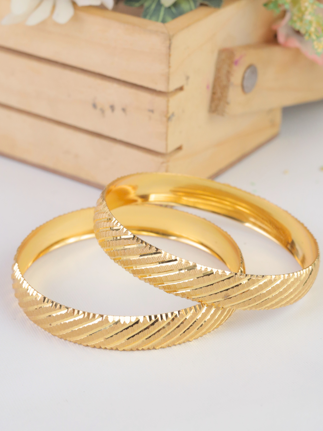 Kanika Bangle. (Set of 2)