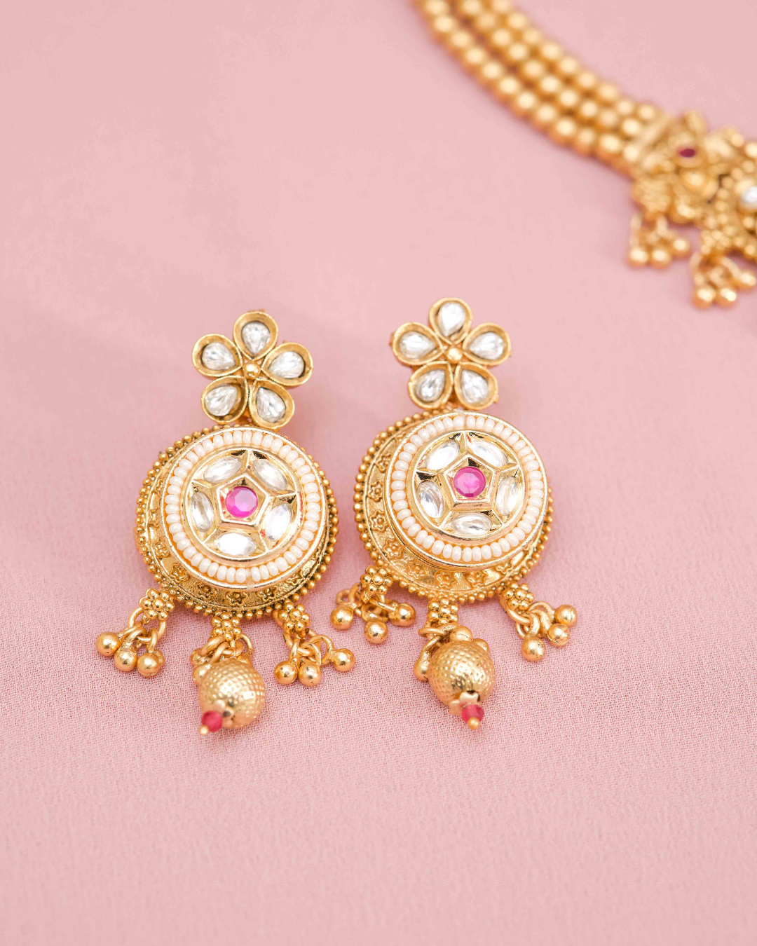 Mayavati Necklace Set