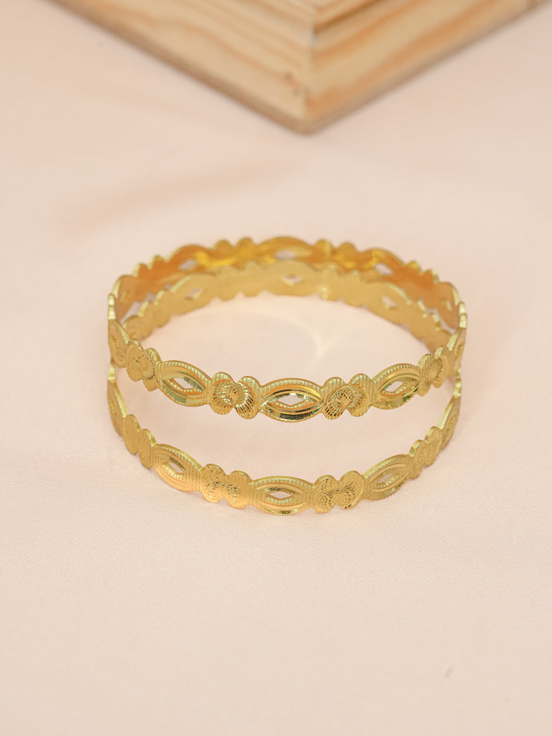Vandana Bangle. (Set of 2)