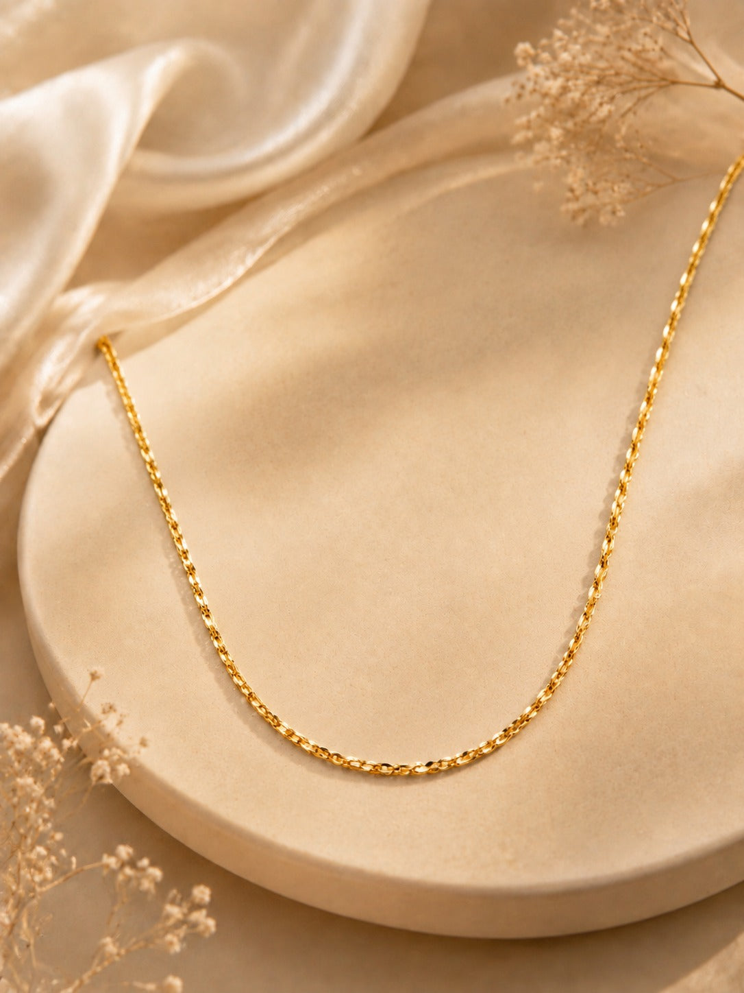 Suzzane Gold Chain