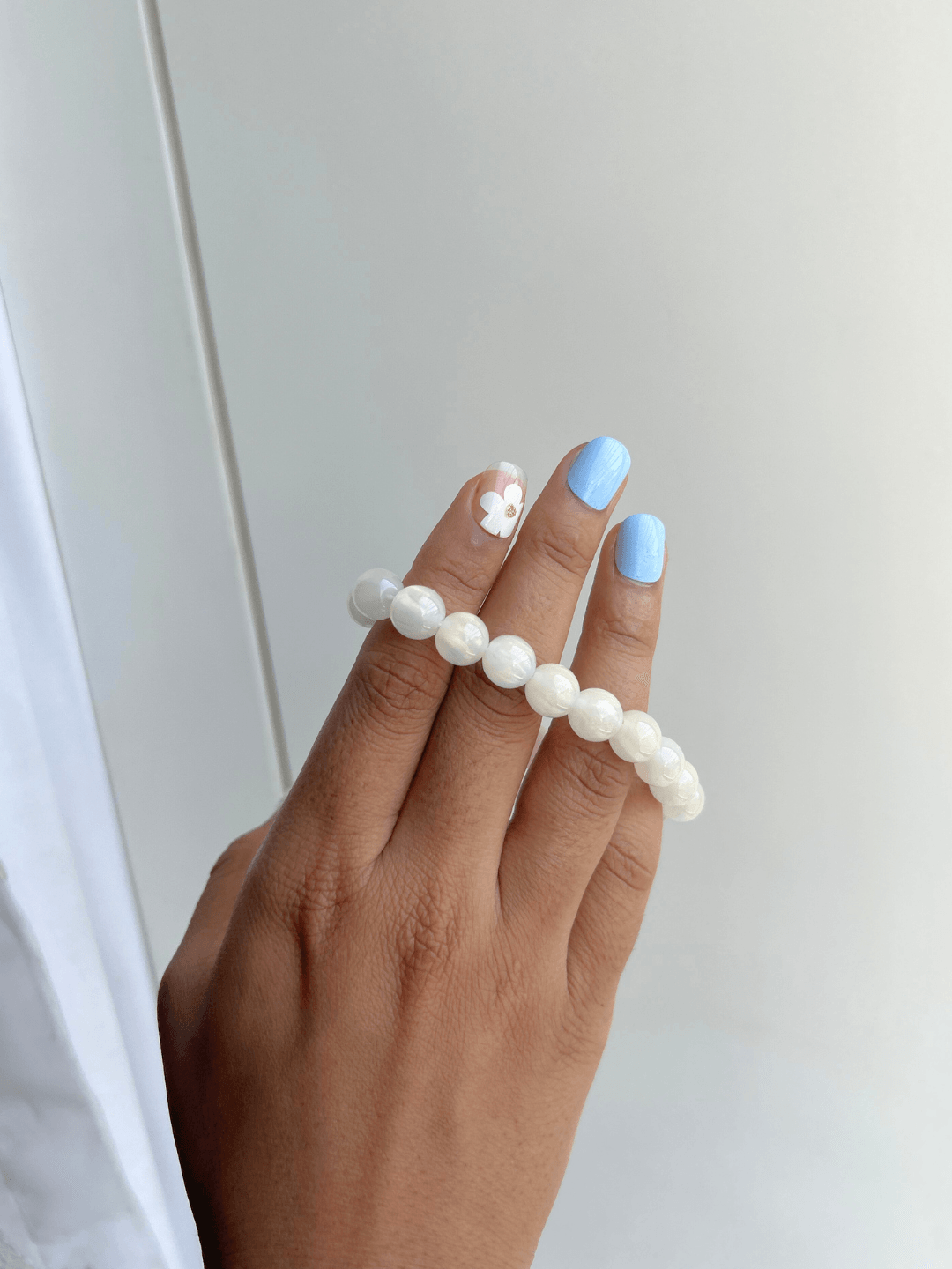 White Shell Bracelet - Zeraki Jewels