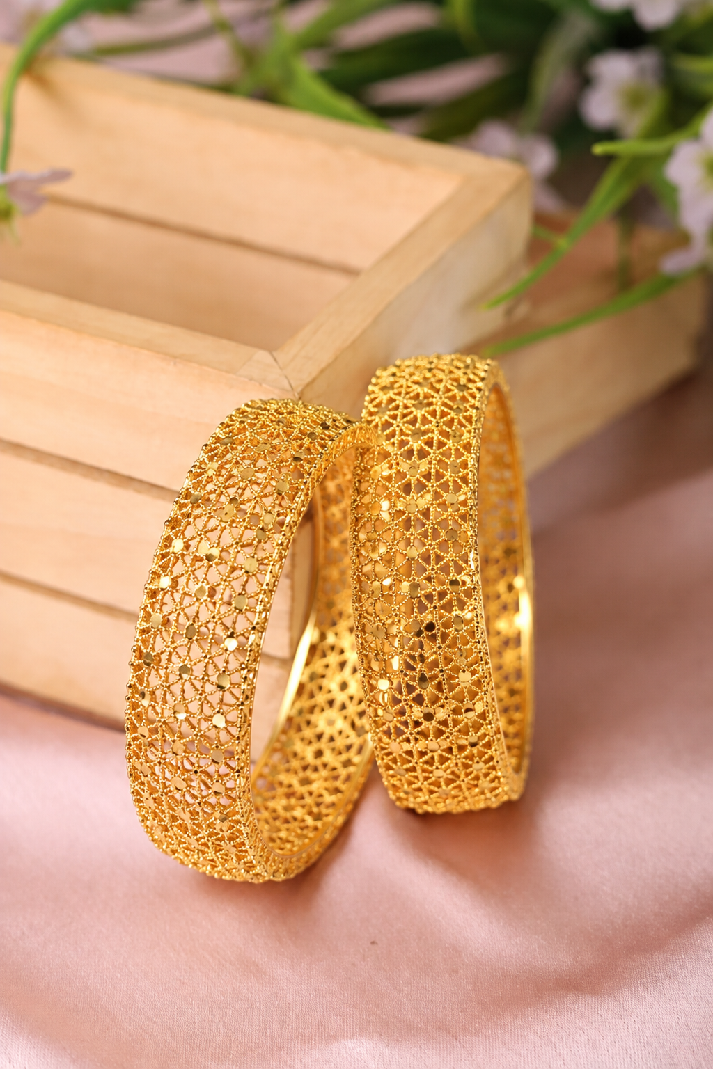Julie Bangle (Set of 2)