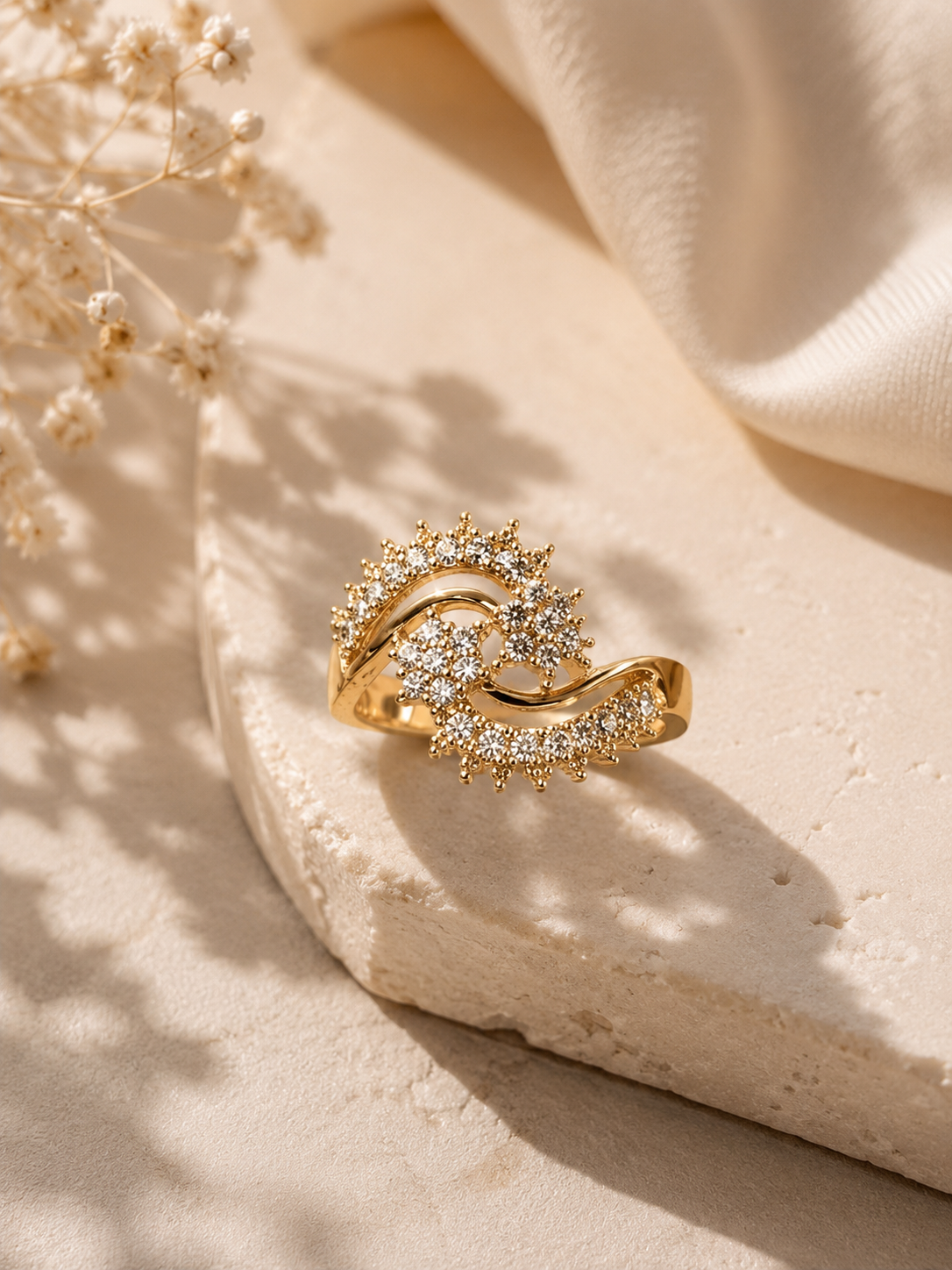 Bella Adjustable Ring