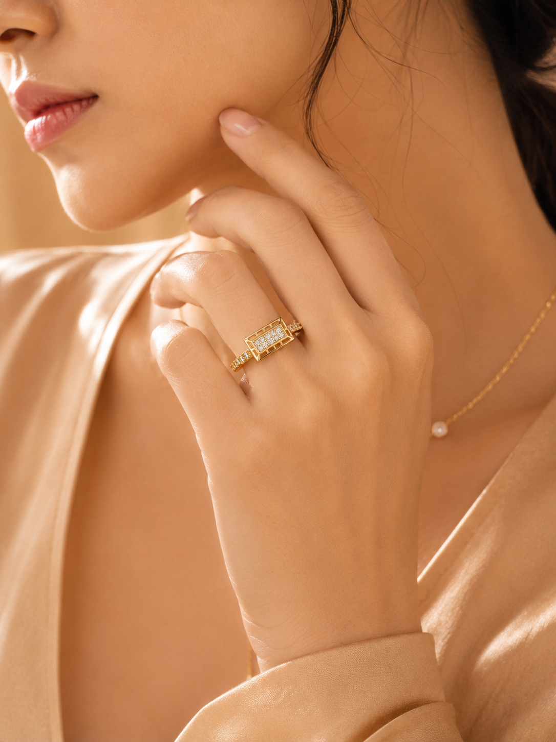 Avelyn Adjustable Ring