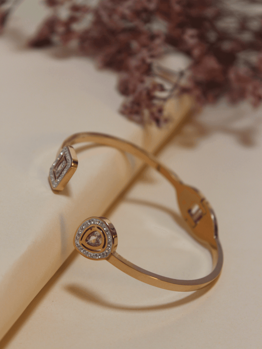 Crystal Stone Hand Cuff Bracelet - Zeraki Jewels