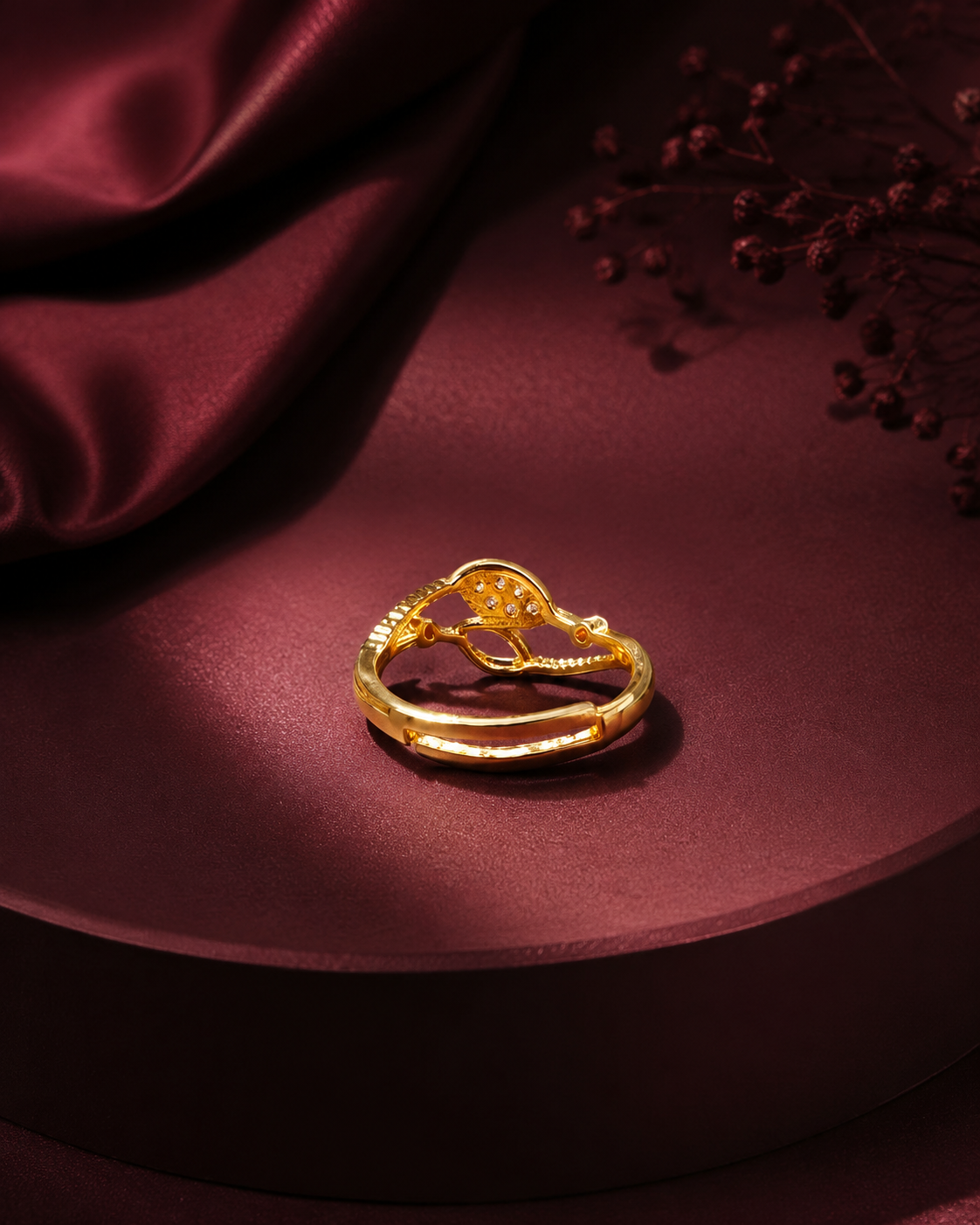 Lush Adjustable Ring