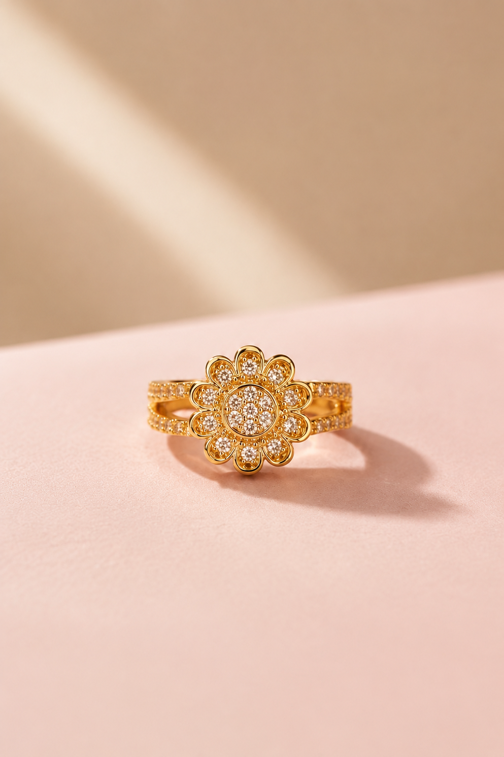 Rova Adjustable Ring