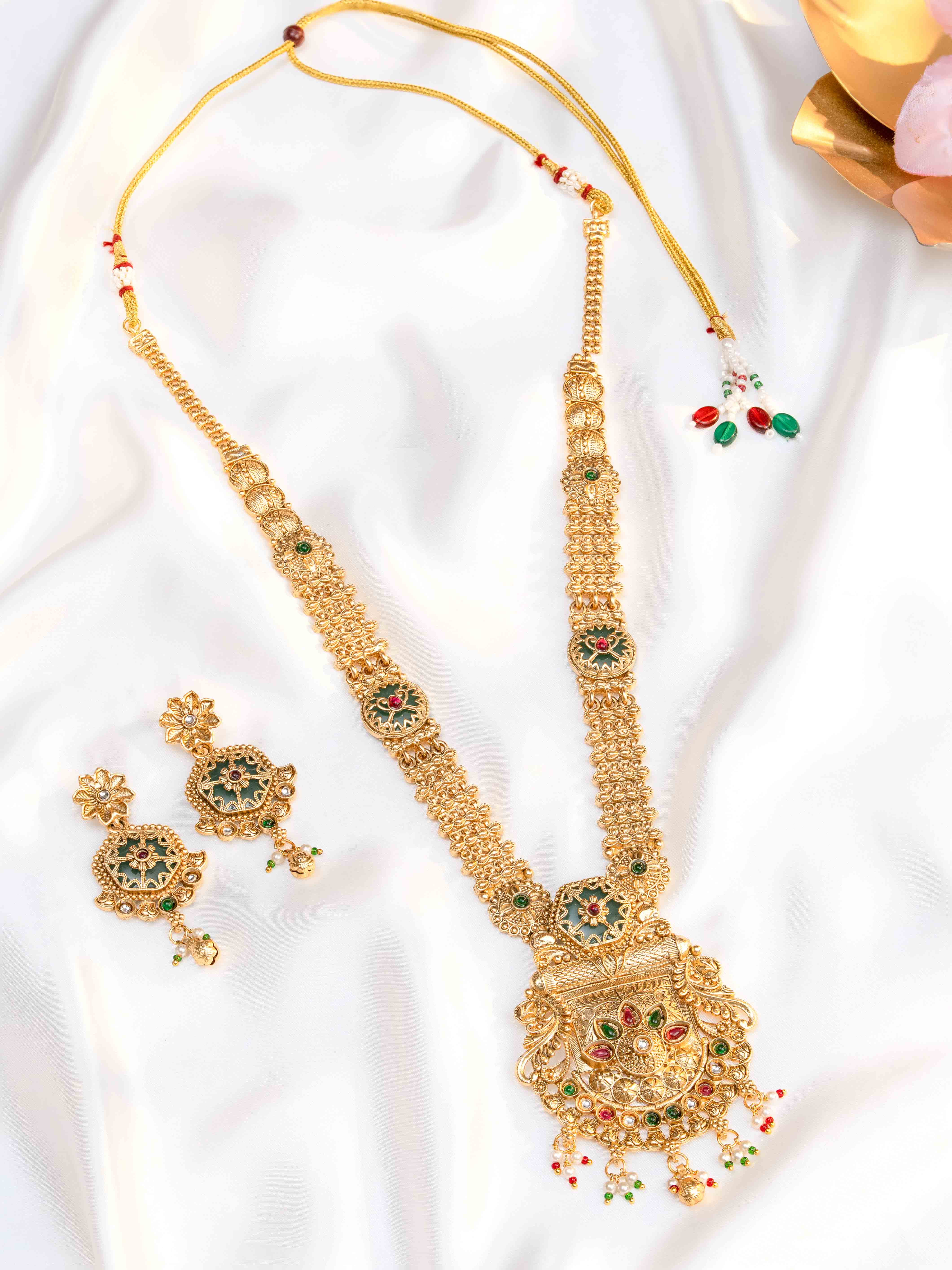 Mehrunisa Necklace Set